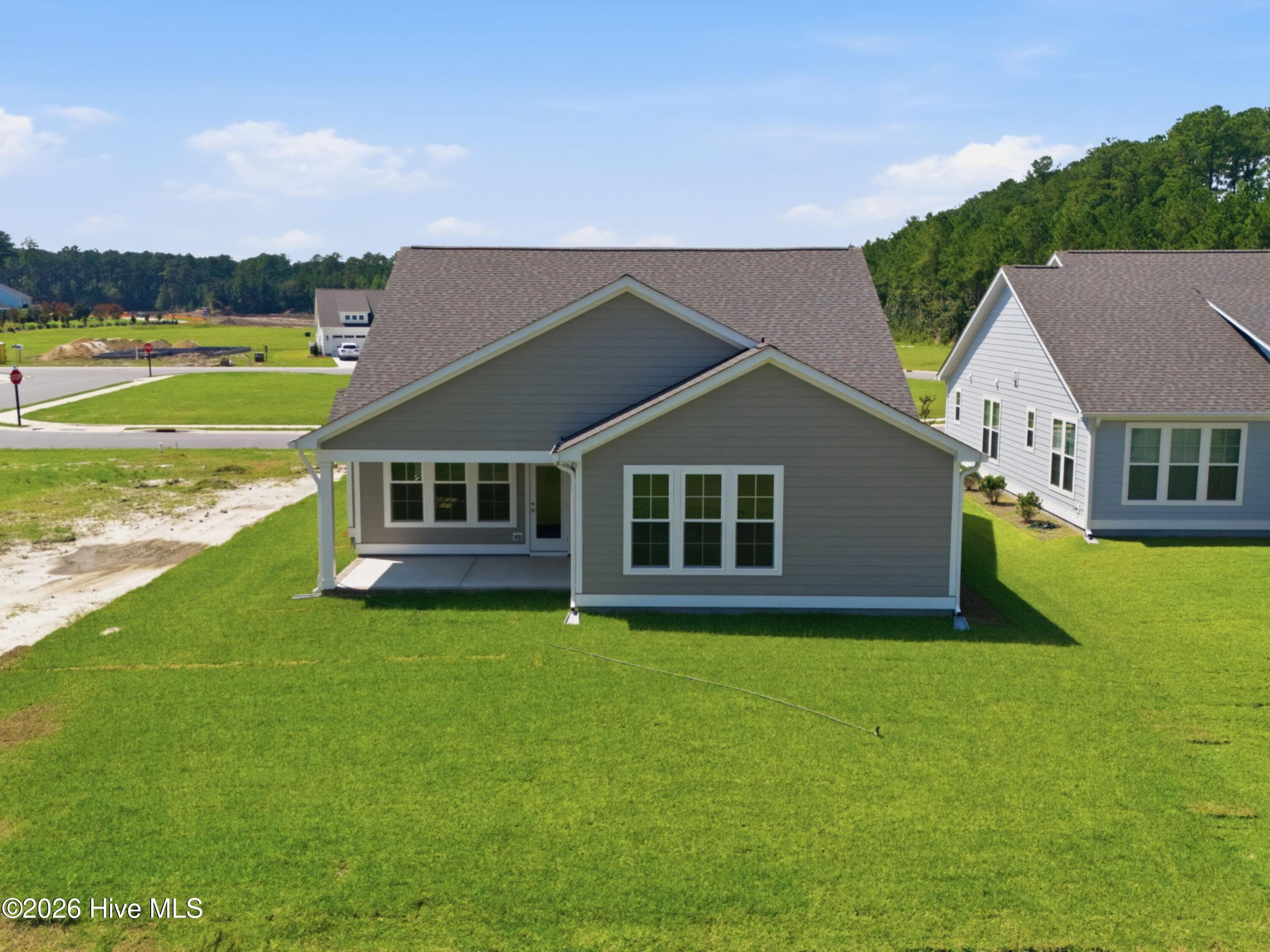 Single Family Residence at 1002 Newcastle Alley, New Bern, NC 28562, photo 9 of 20