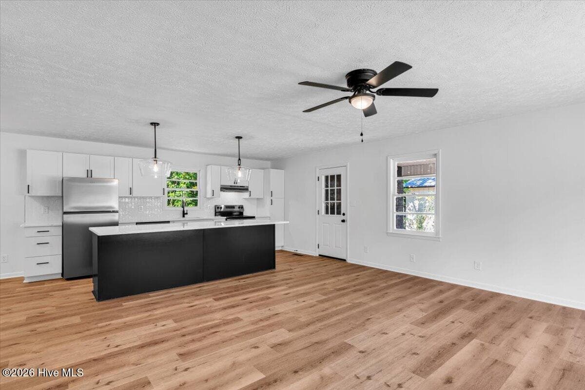 Single Family Residence at 604 S Hardin Street, Southern Pines, NC 28387, photo 17 of 46