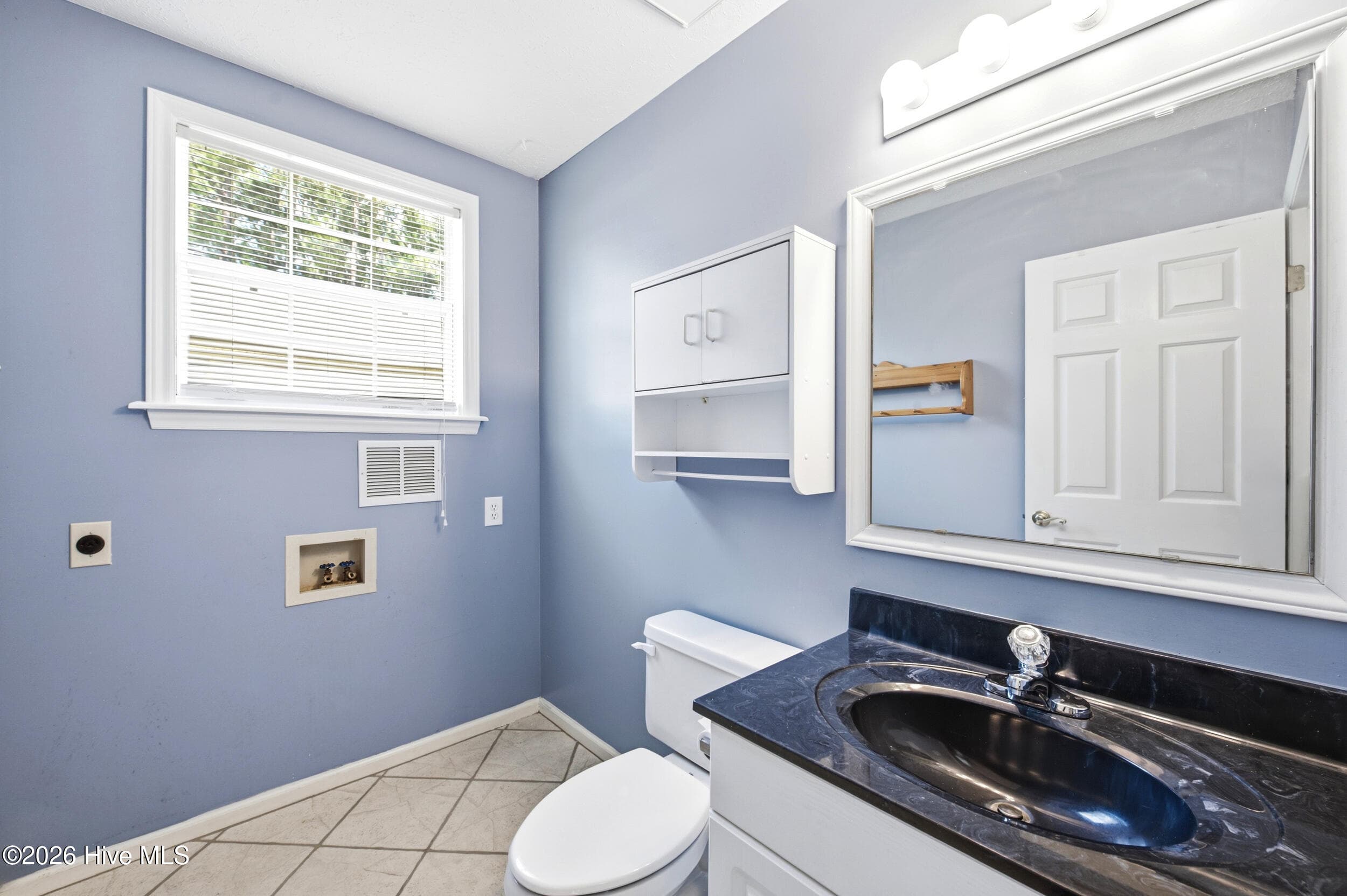 Single Family Residence at 6912 Haberdeen Drive, Wilmington, NC 28411, photo 33 of 73