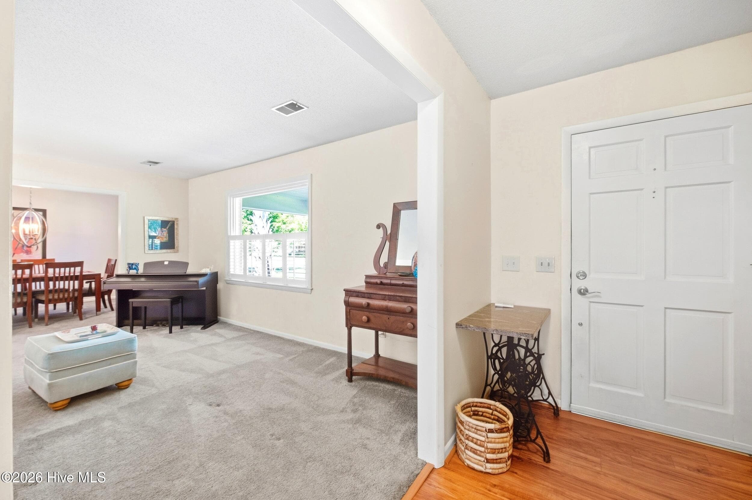 Single Family Residence at 135 Disney Drive, Wilmington, NC 28409, photo 7 of 37
