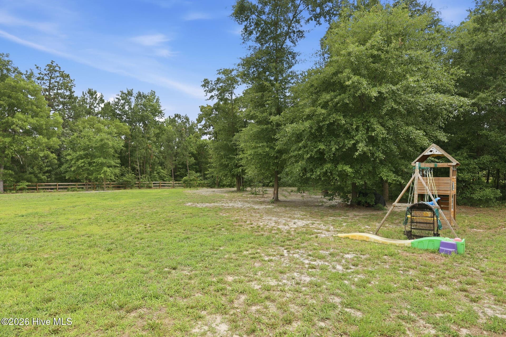 Single Family Residence at 218 Woodsrun Street, Raeford, NC 28376, photo 6 of 7