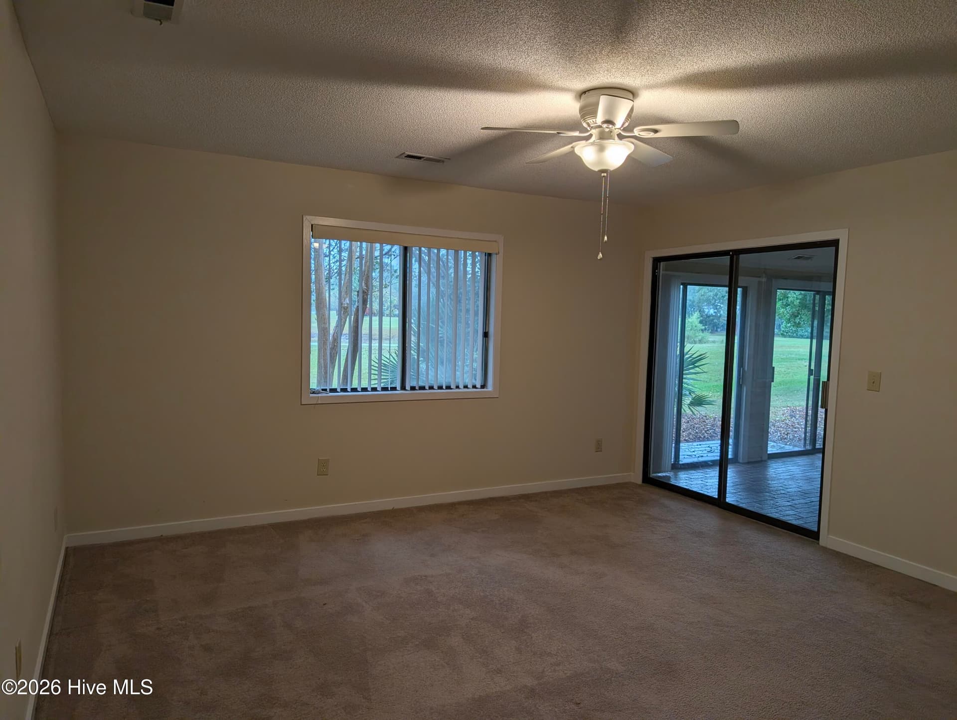 Townhouse at 5916 Chester Street, Wilmington, NC 28405, photo 22 of 31