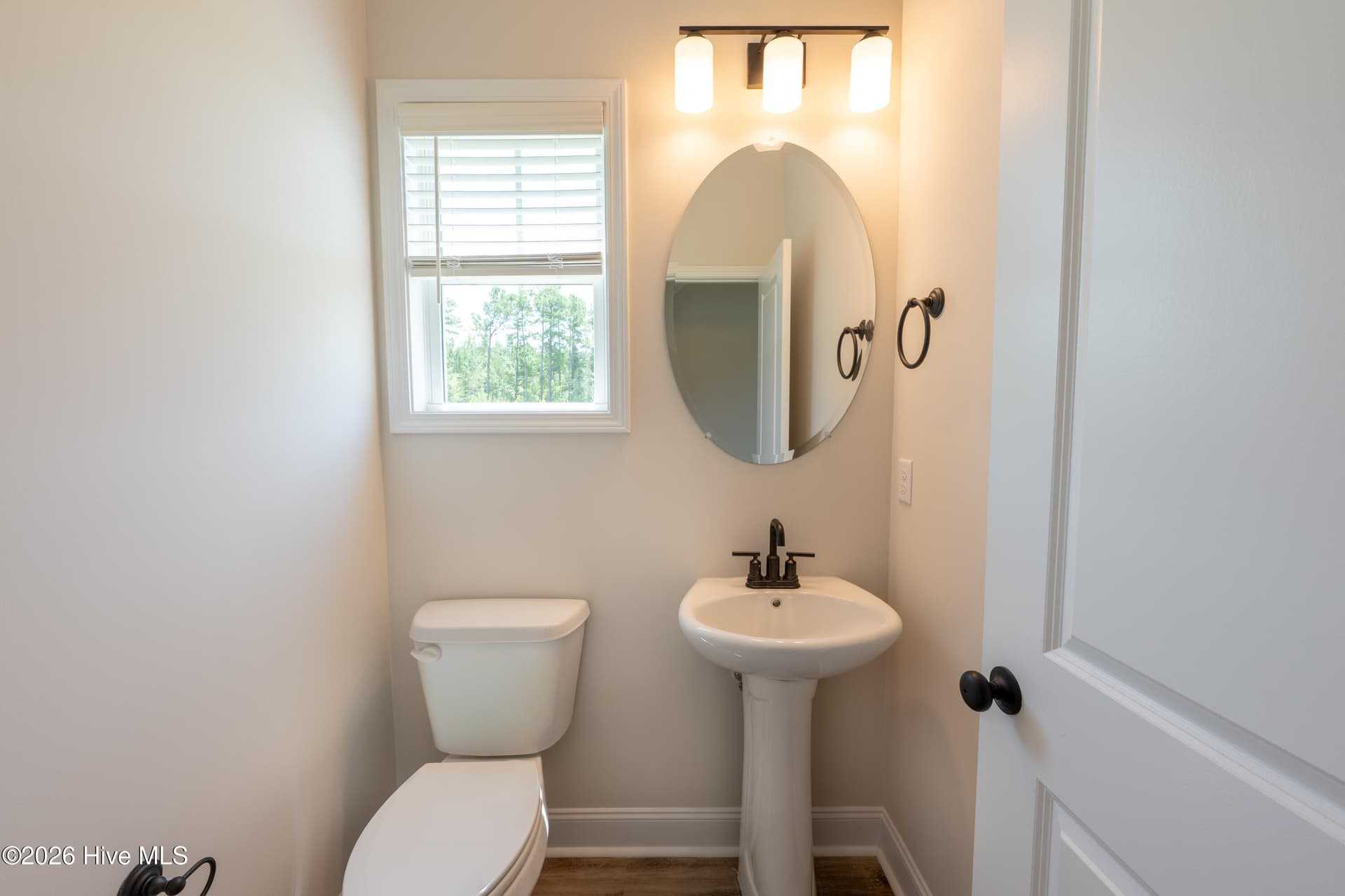 Single Family Residence at 164 Huxley Terrace, Hampstead, NC 28443, photo 6 of 29