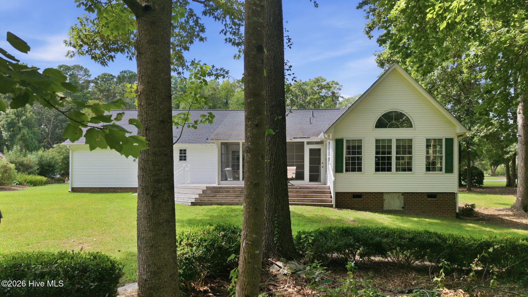 Single Family Residence at 101 Pamlico Place, Chocowinity, NC 27817, photo 7 of 57