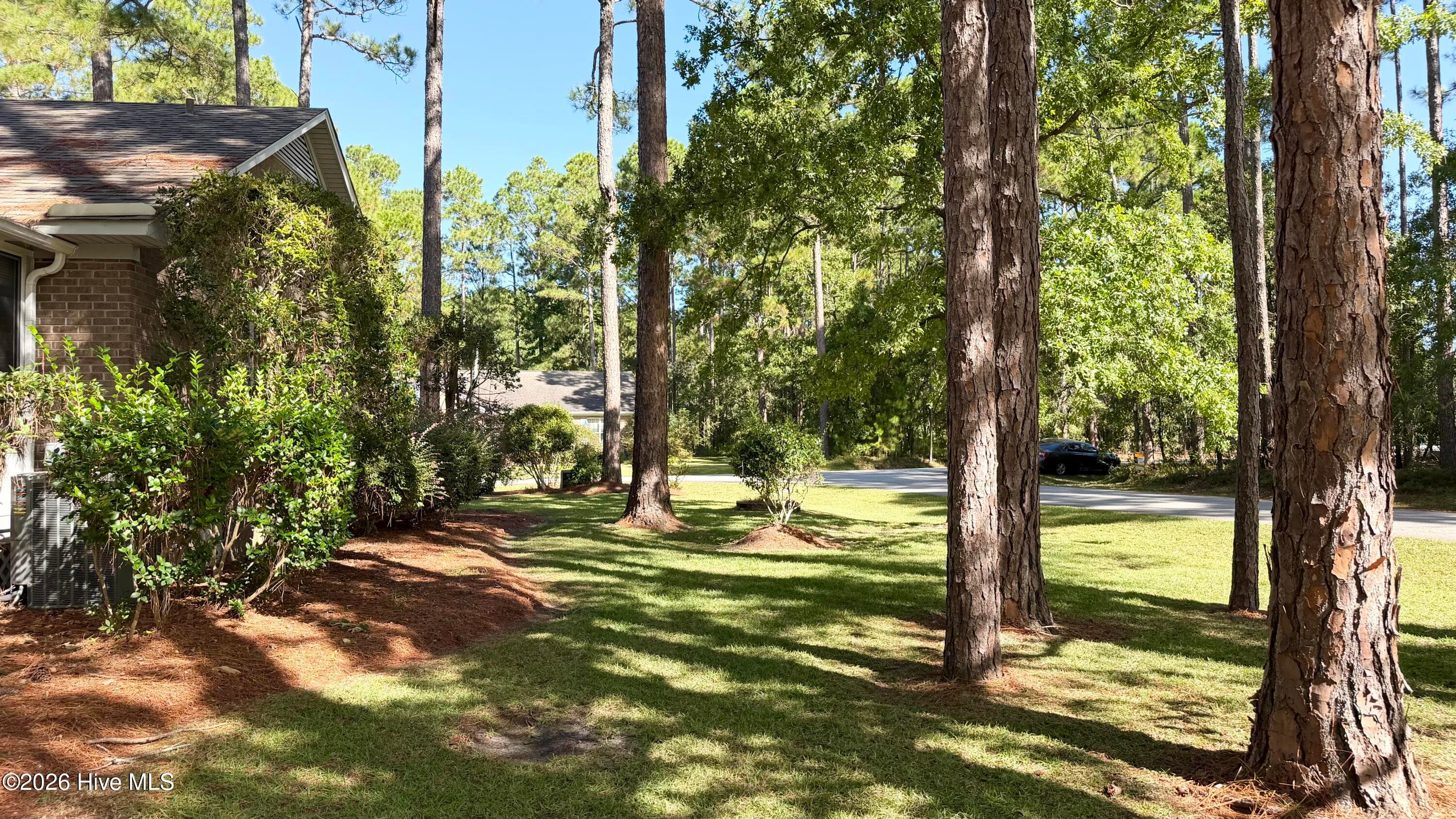 Single Family Residence at 2131 Royal Pines Drive, New Bern, NC 28560, photo 14 of 117