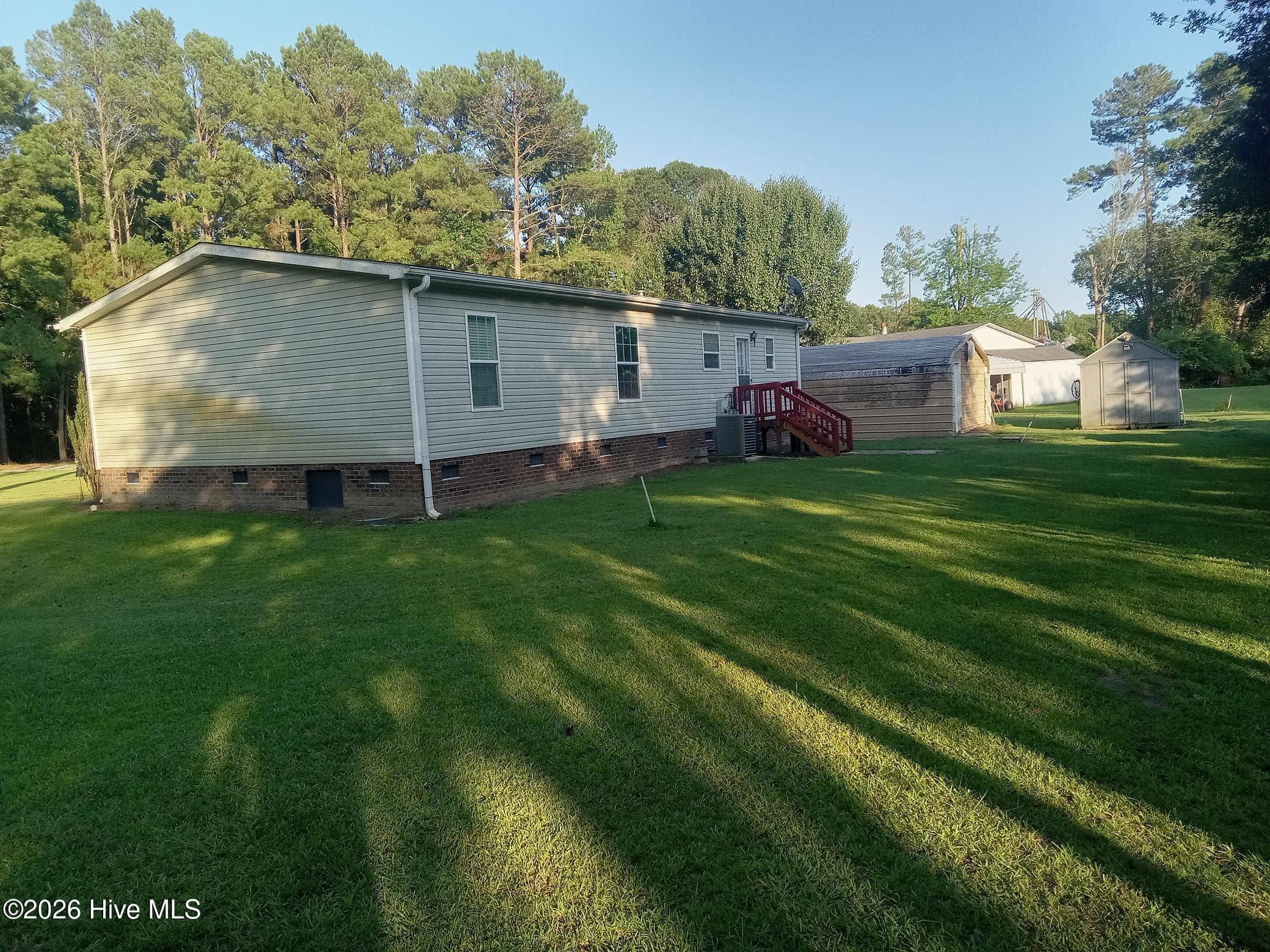 Manufactured Home at 2163 Lake Butler Lane NW, Longwood, NC 28452, photo 5 of 17