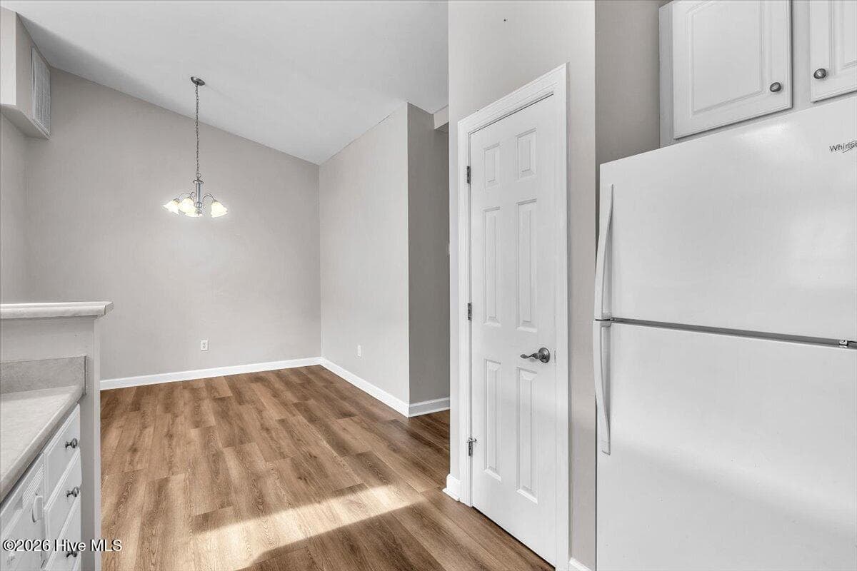 Dining Room - 5006 Carleton Drive Unit 121, Wilmington, NC 28403