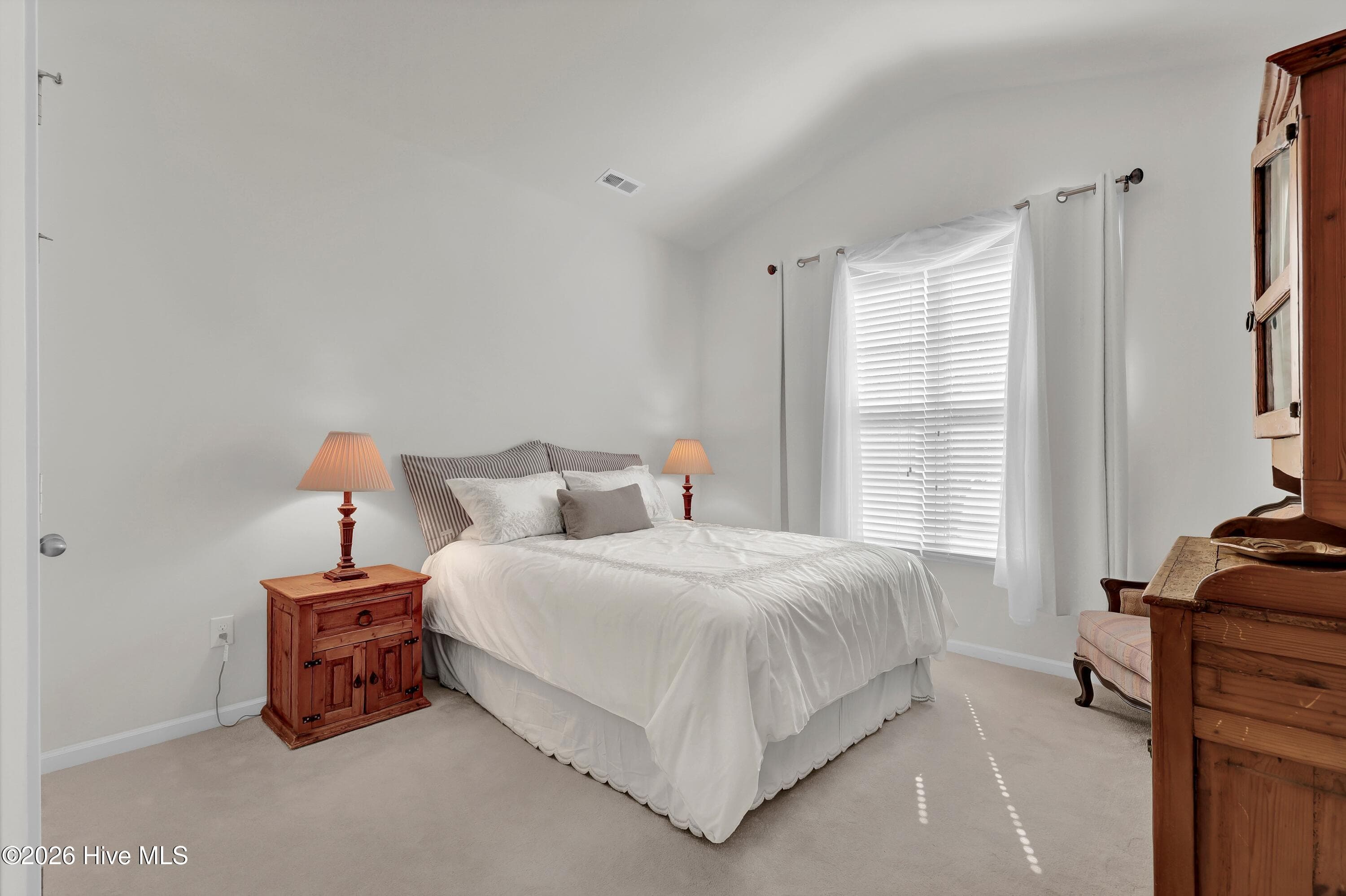 Single Family Residence at 512 Steele Loop, Wilmington, NC 28411, photo 5 of 31