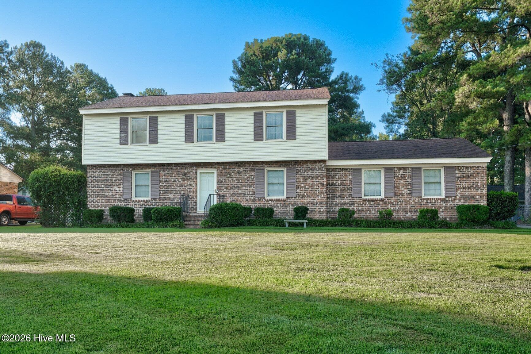 Single Family Residence at 2609 Amherst Road, Rocky Mount, NC 27804, photo 2 of 46