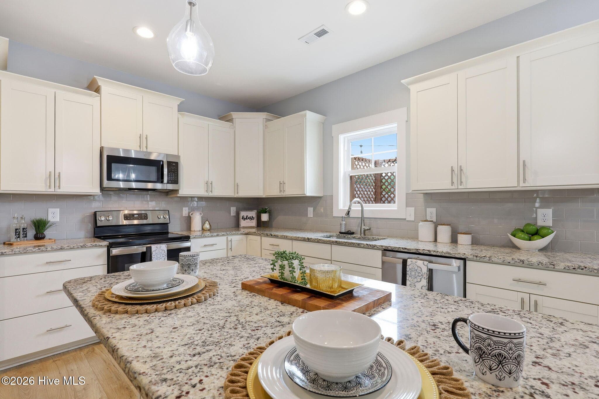 Shaker Cabinetry - 101 Woodford Lane, Vass, NC 28394