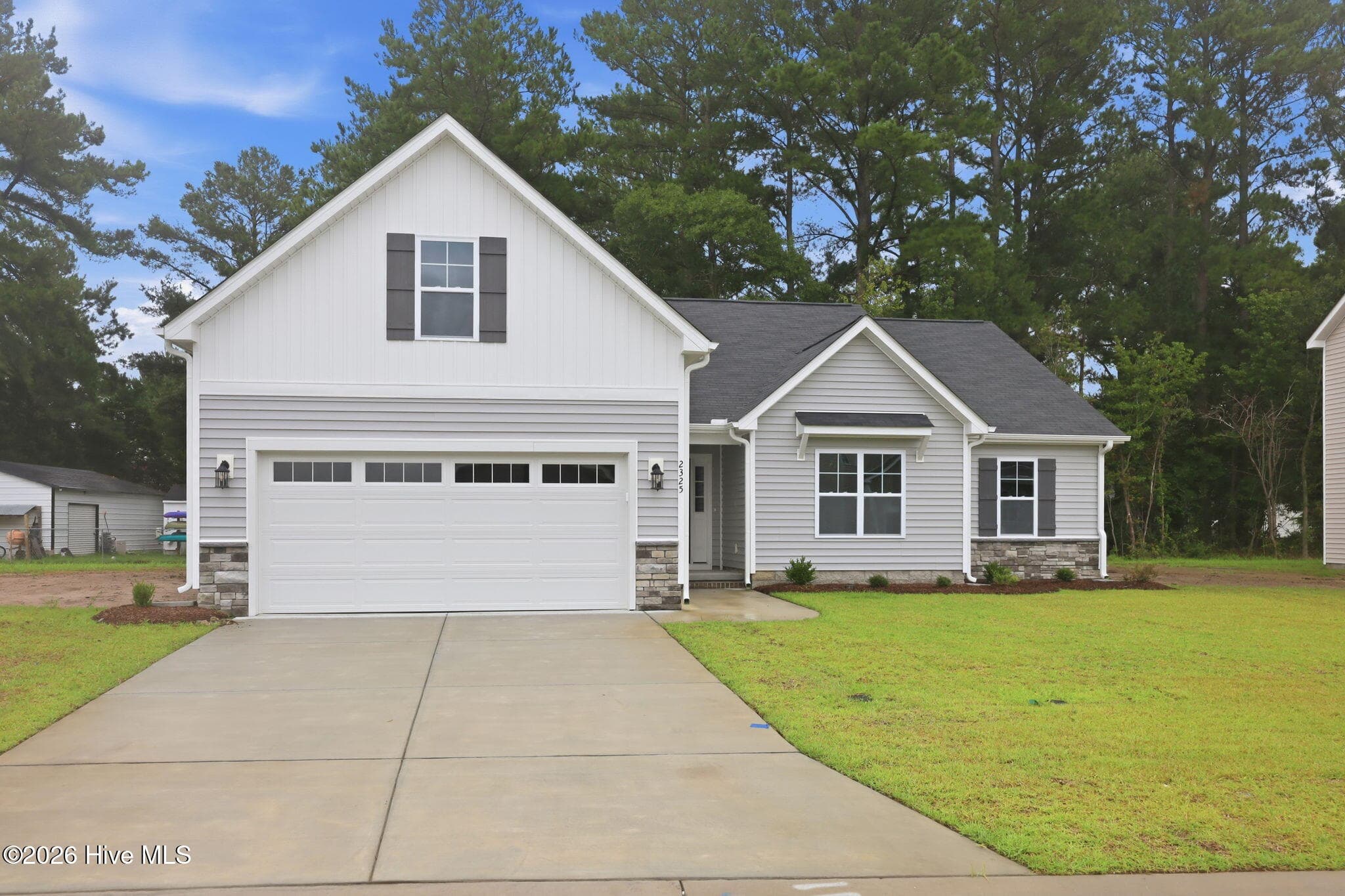Single Family Residence at 2325 Rhinestone Drive, Winterville, NC 28590, photo 6 of 75