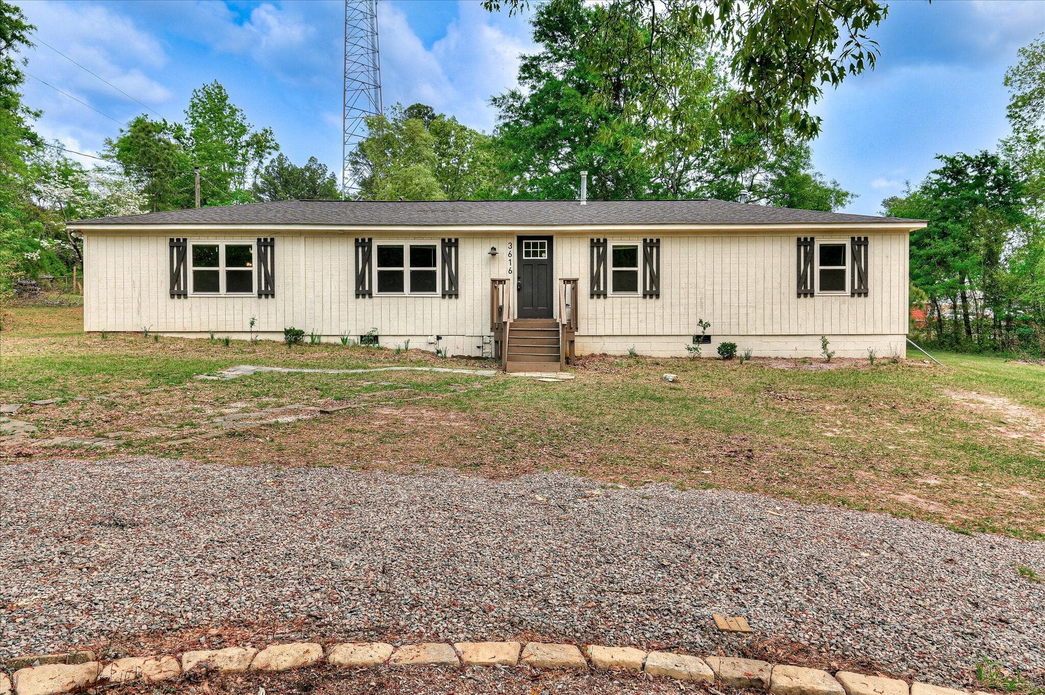 Large and inviting front yard! - 3616 Morgan Road, Hephzibah, GA 30815