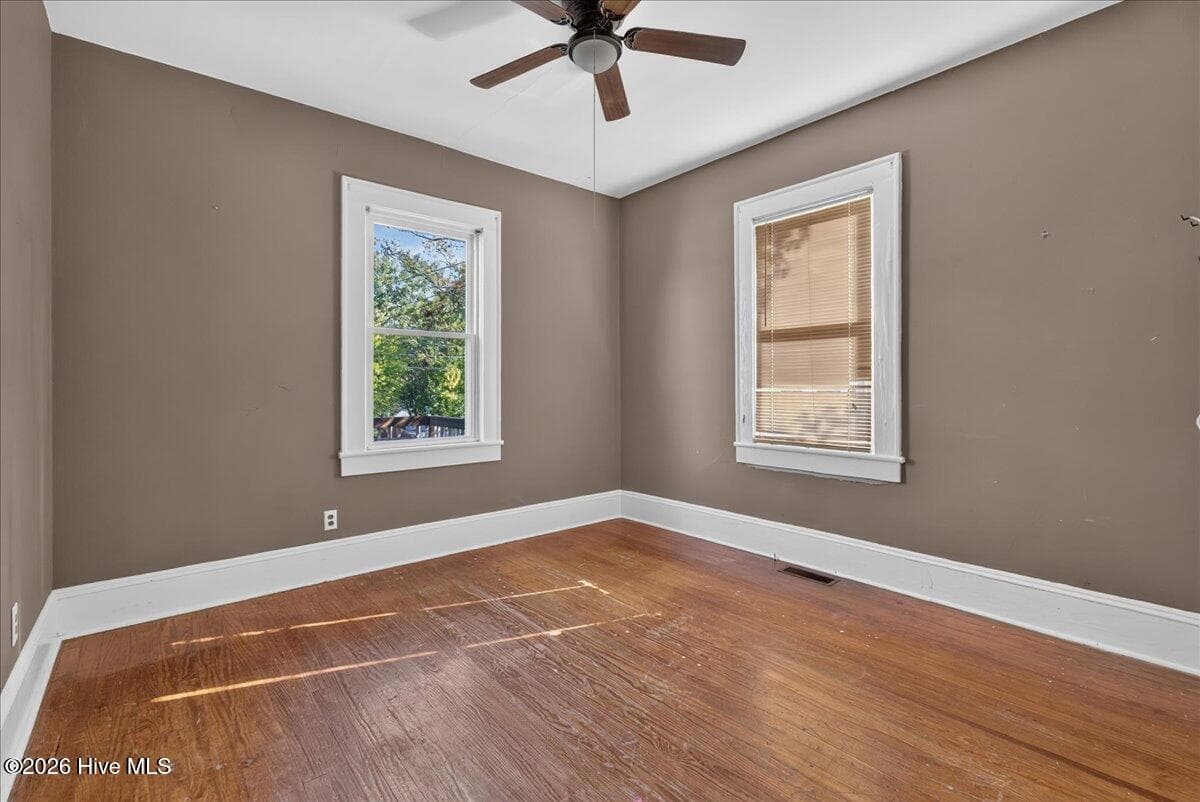 Single Family Residence at 410 Charlotte Street, Roanoke Rapids, NC 27870, photo 23 of 33