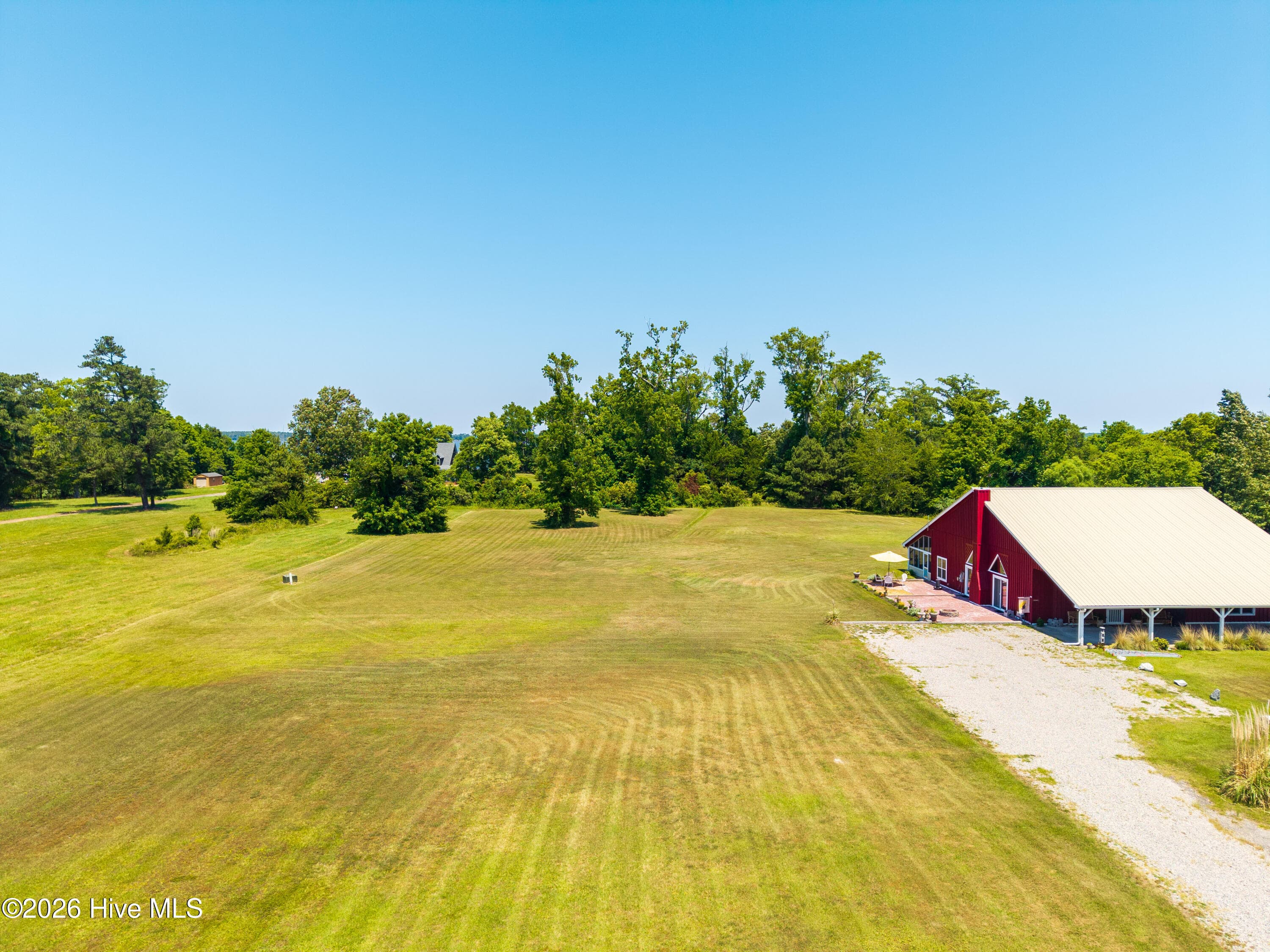 Single Family Residence at 158 Blue Heron Boulevard, Hertford, NC 27944, photo 5 of 6