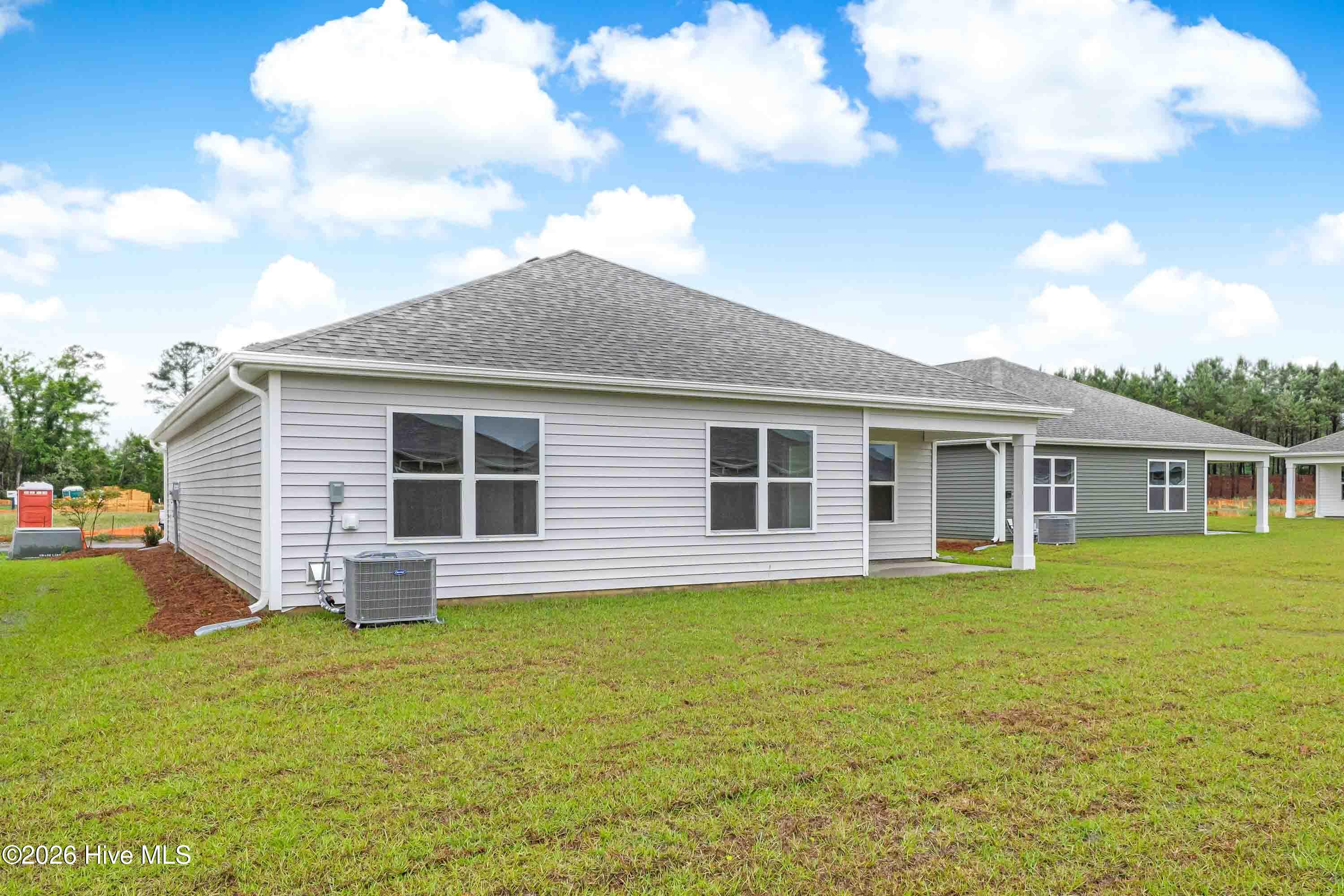 Single Family Residence at 565 Brambleton Drive SE Lot 99, Bolivia, NC 28422, photo 30 of 40