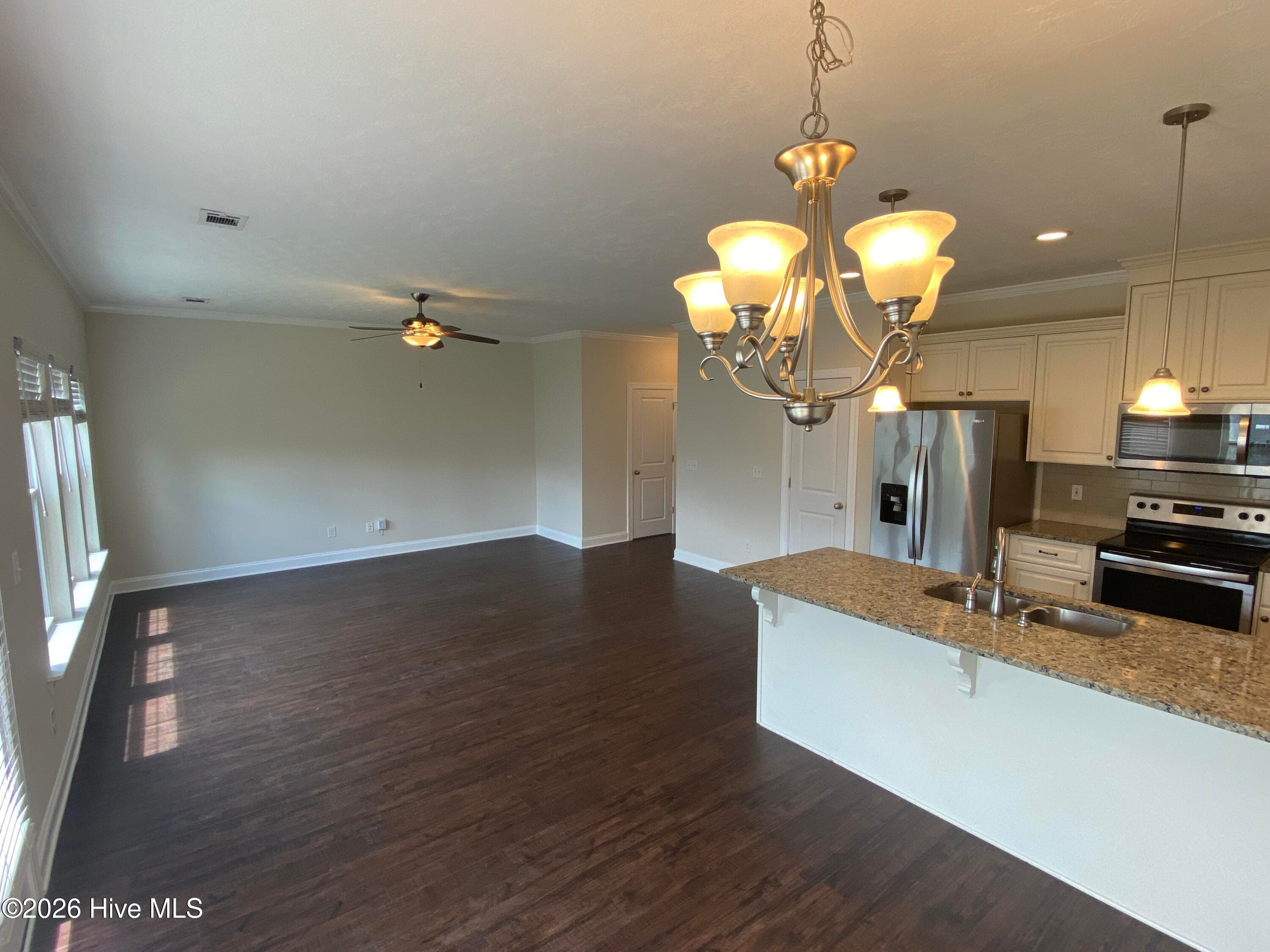 Single Family Residence at 1217 Cobblefield Drive, Grovetown, GA 30813, photo 8 of 37