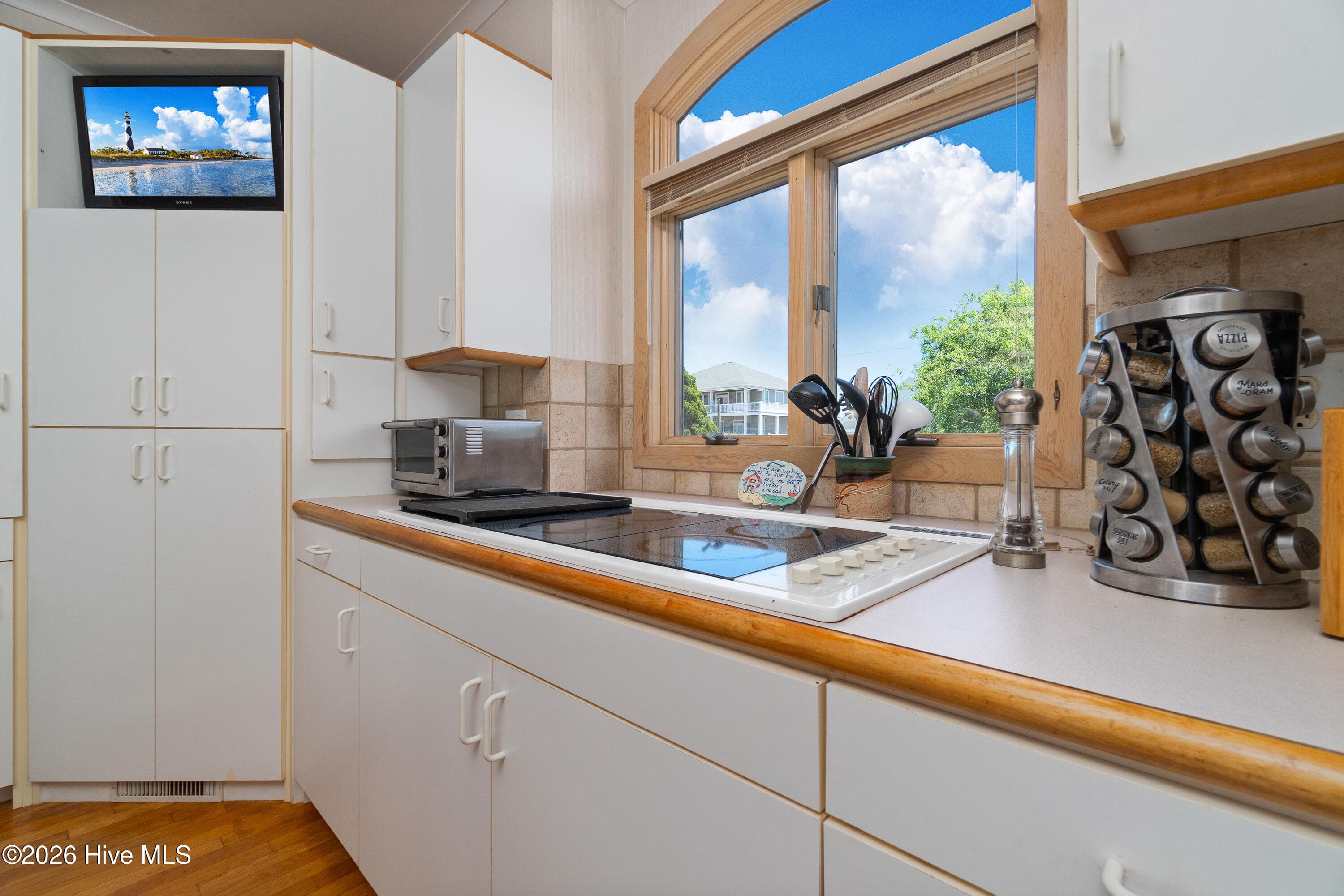 Single Family Residence at 111 Bogue Court, Emerald Isle, NC 28594, photo 17 of 50