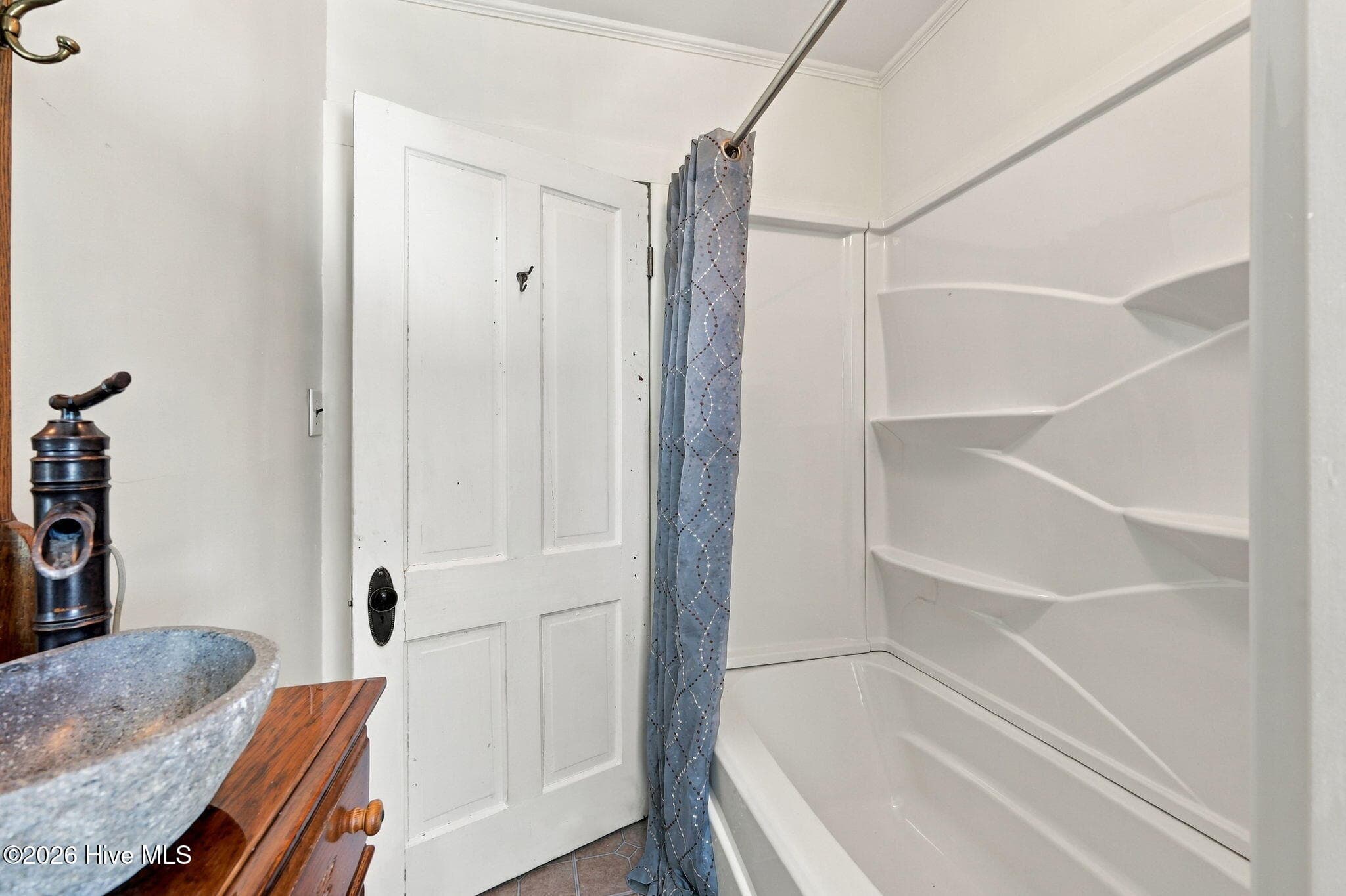 Business at 122 W 5th Street, Washington, NC 27889, photo 60 of 81