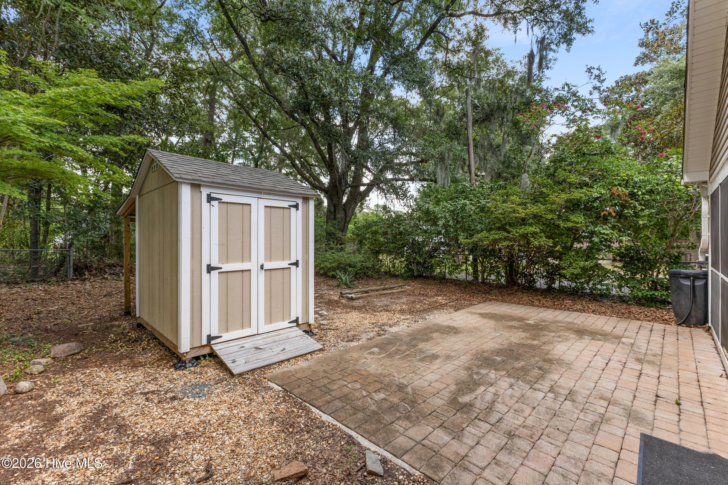Single Family Residence at 615 Tennessee Avenue, Wilmington, NC 28401, photo 34 of 38