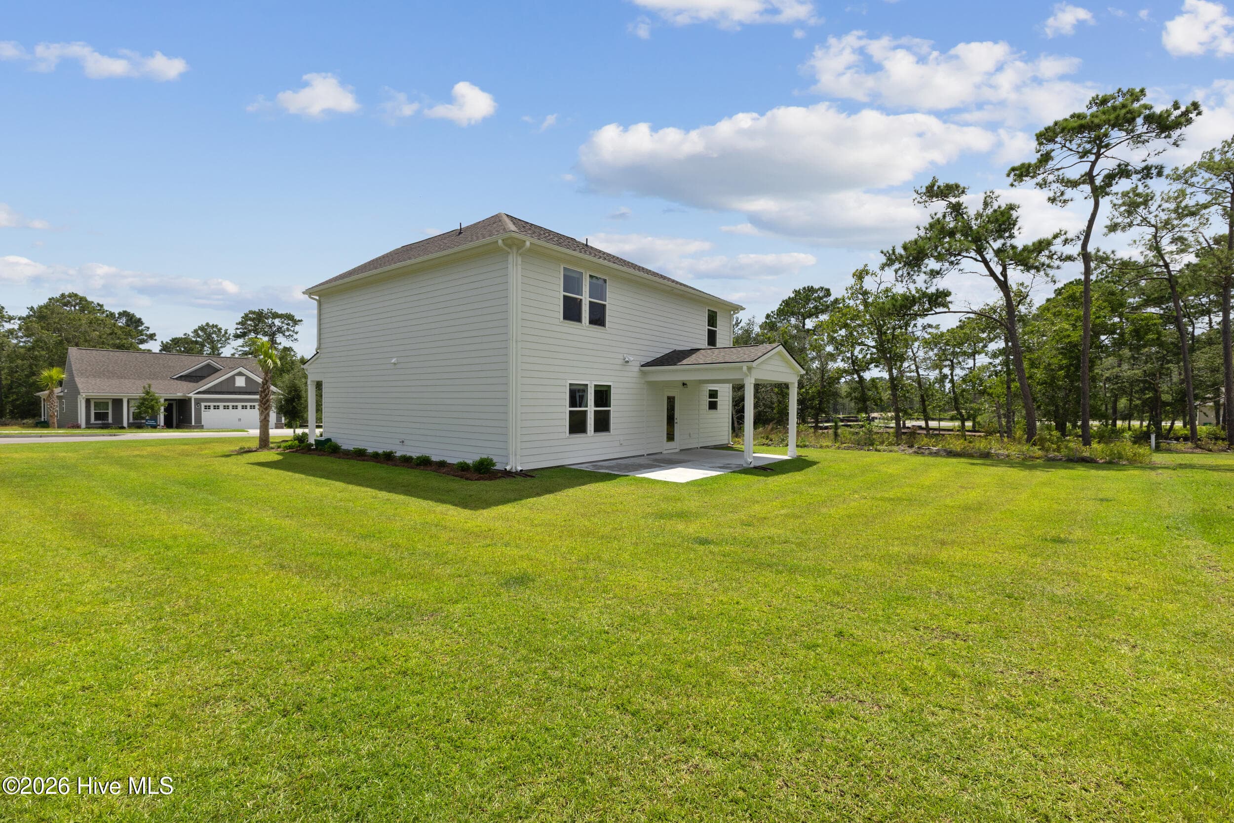 Single Family Residence at 408 La Mer Loop, Shallotte, NC 28470, photo 4 of 4