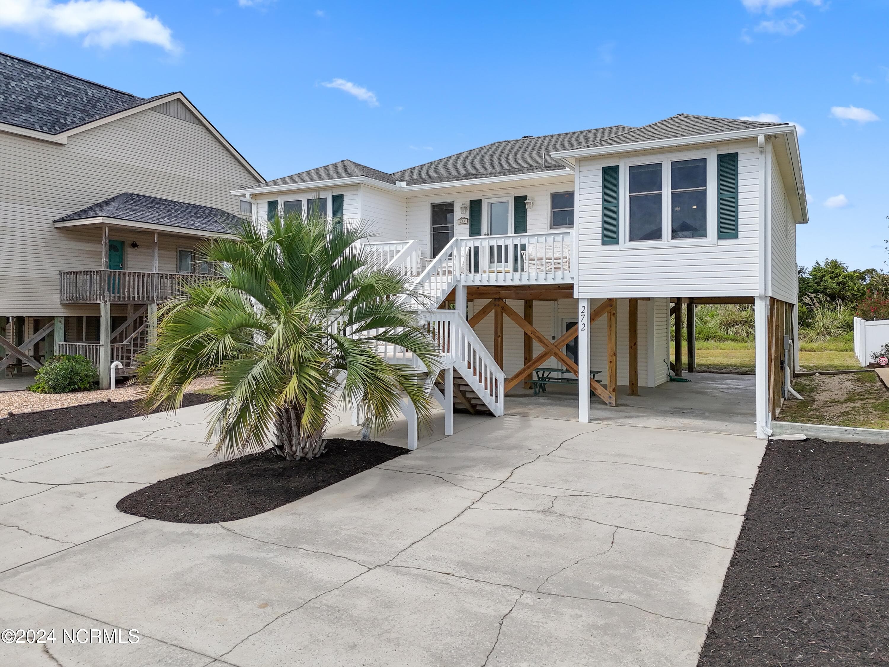 Single Family Residence at 272 Brunswick Avenue W, Holden Beach, NC 28462, photo 3 of 45