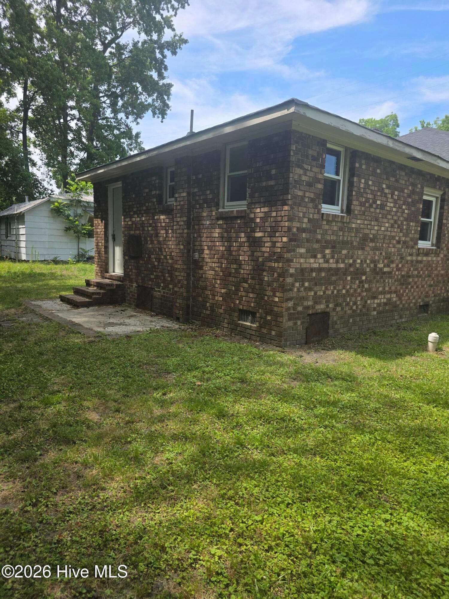 Single Family Residence at 113 Cedar Street, Rocky Mount, NC 27803, photo 4 of 4