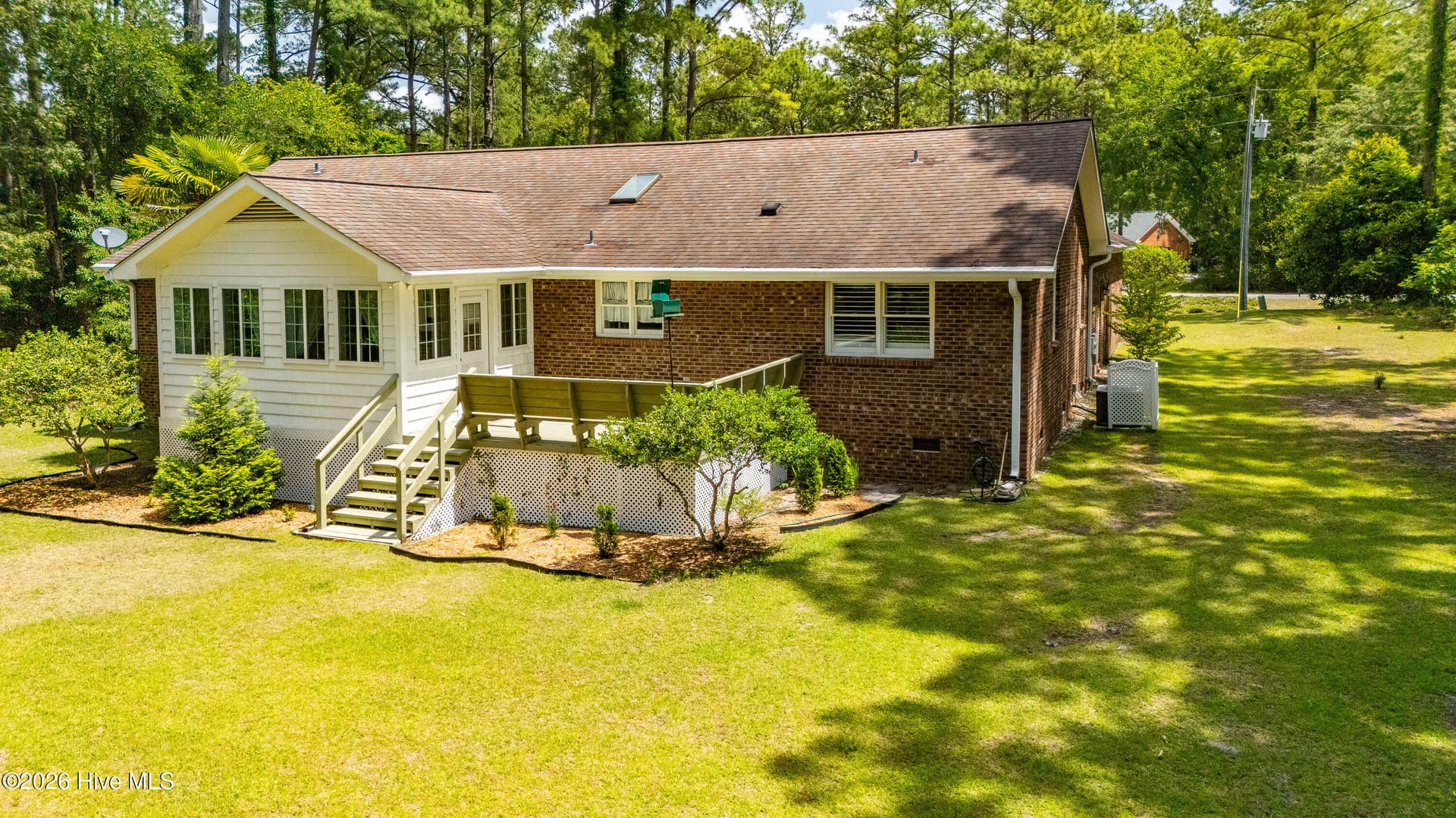 Single Family Residence at 6200 Ibis Lane, New Bern, NC 28560, photo 8 of 43