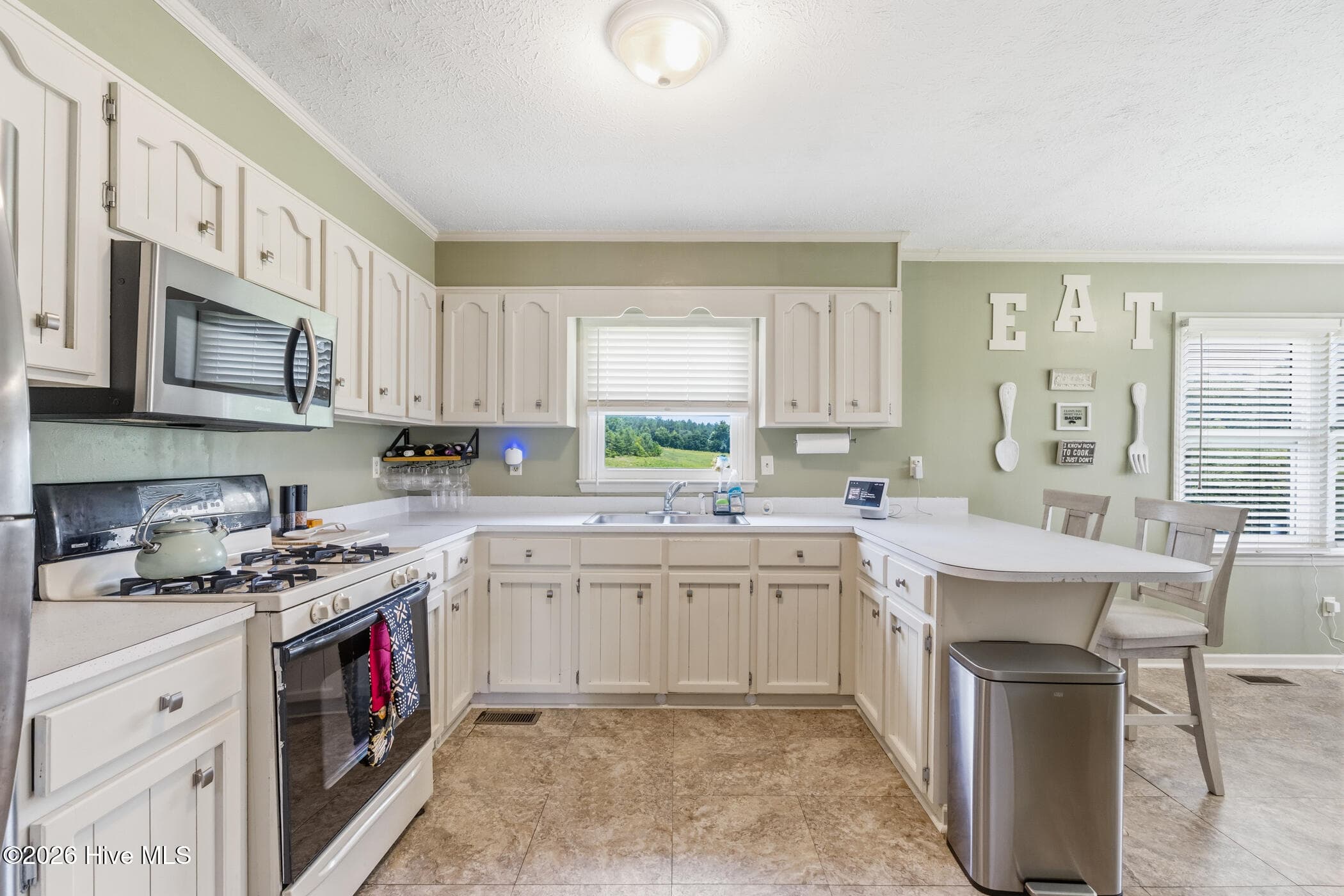 Single Family Residence at 310 Dave Kings Road, Rockingham, NC 28379, photo 10 of 44
