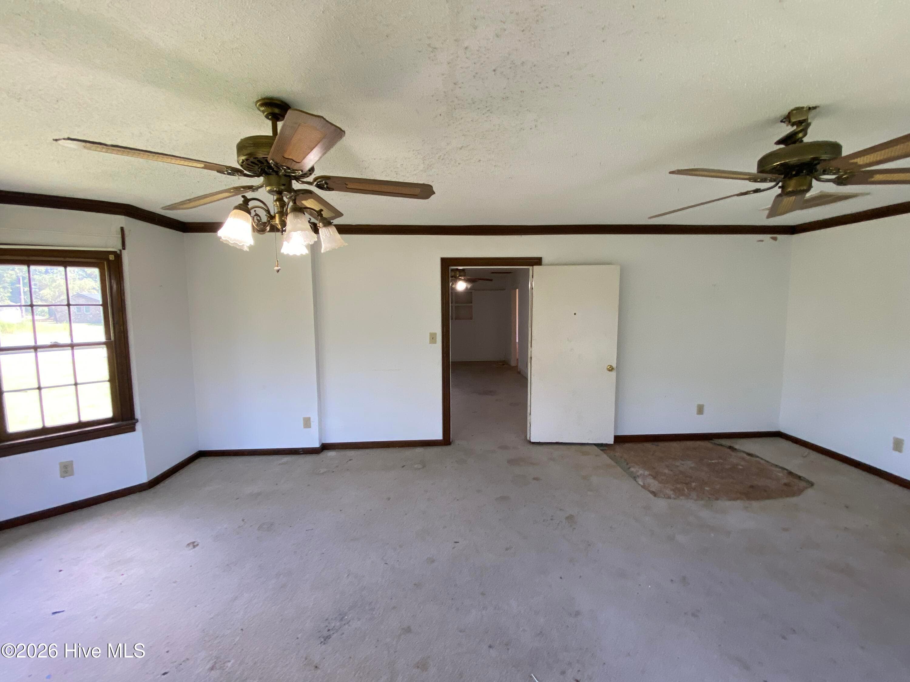 Single Family Residence at 513 Pear Street, Kinston, NC 28504, photo 14 of 41