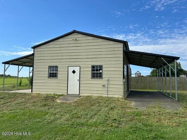 Manufactured Home at 229 Rhodes Pond Road, Four Oaks, NC 27524, photo 15 of 18
