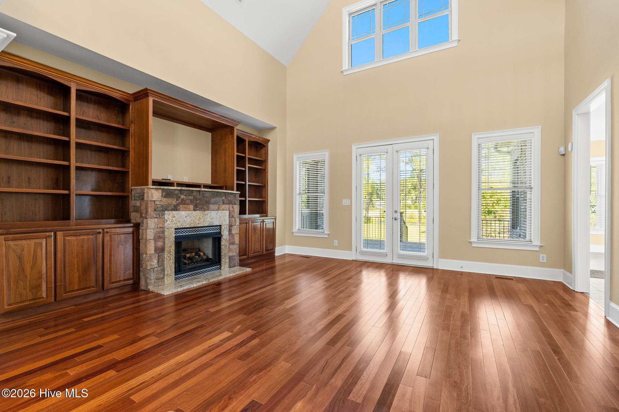 Single Family Residence at 9274 Oldfield Road NW, Calabash, NC 28467, photo 7 of 84