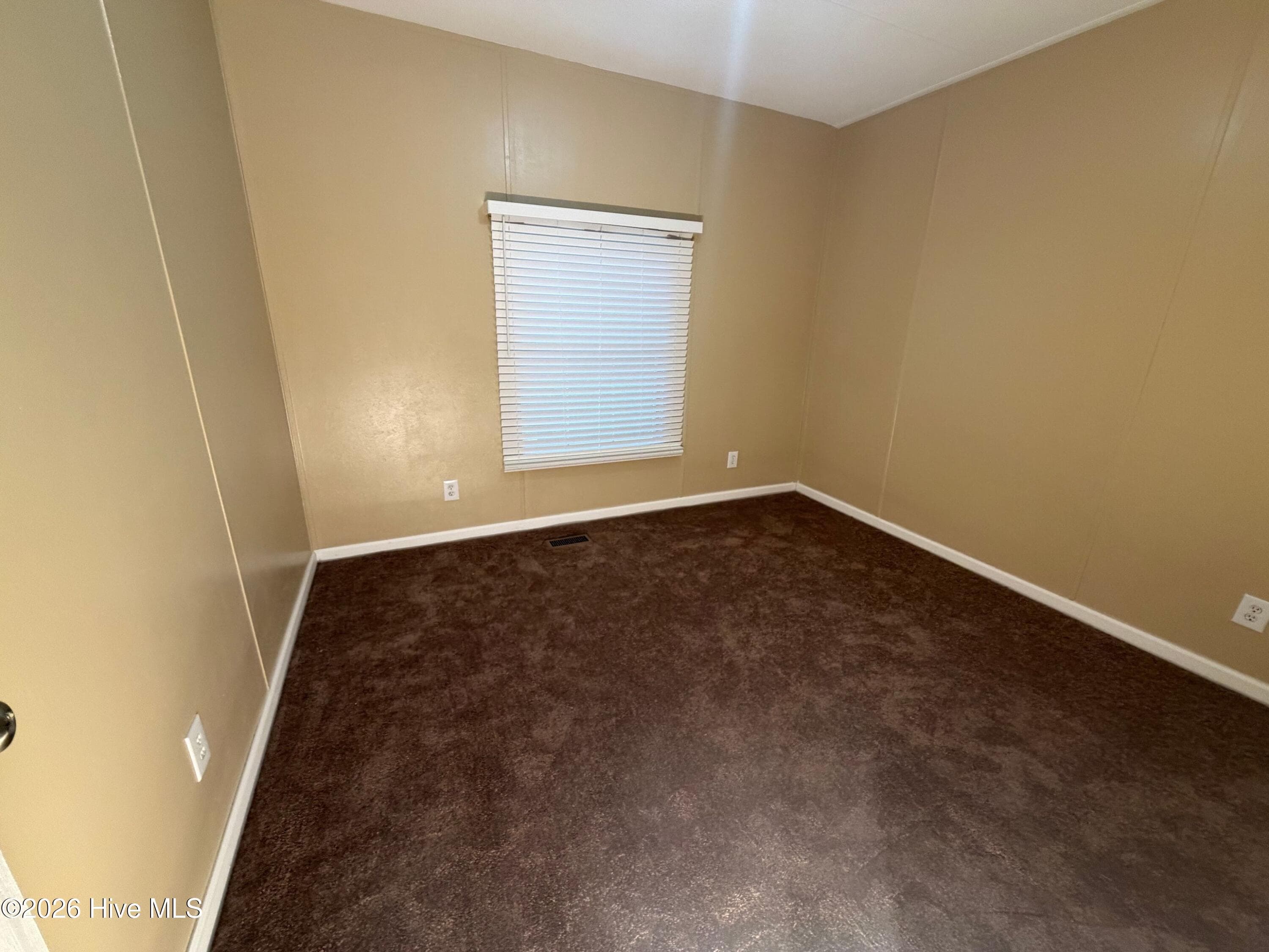 Manufactured Home at 1110 E Northern Boulevard, Tarboro, NC 27886, Tarboro, photo 22 of 37