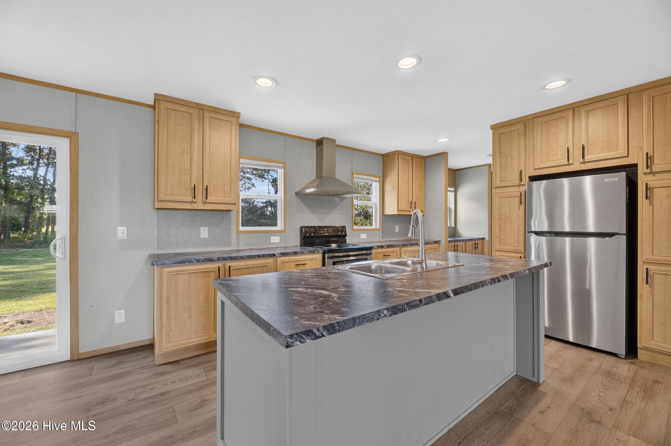 Manufactured Home at 1978 E Hanrahan Road, Ayden, NC 28513, photo 19 of 46