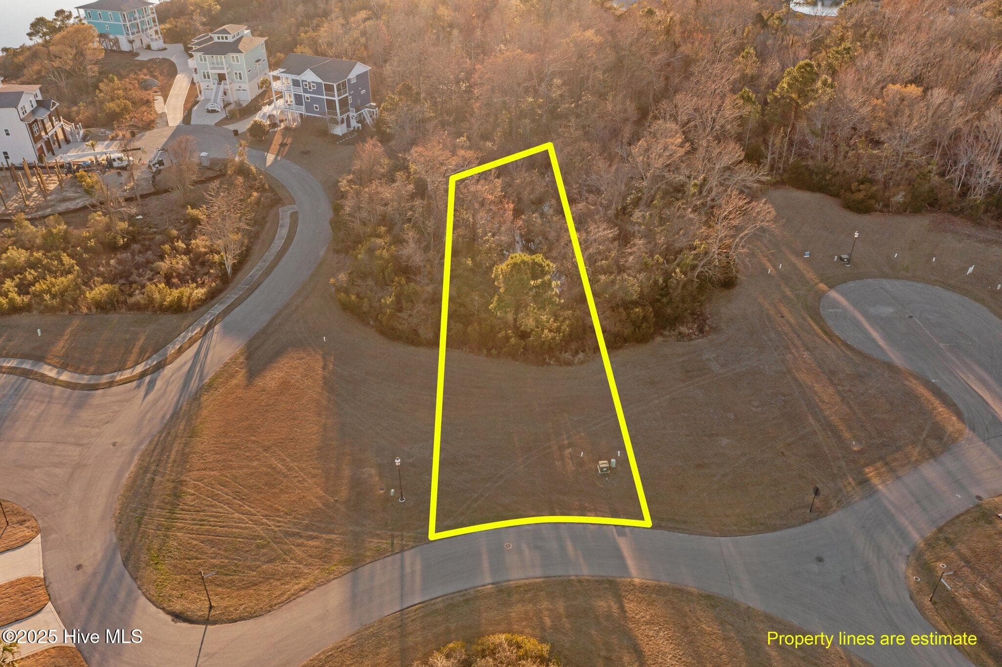 Single Family Residence at 162 Whispering Pine Lane, Holly Ridge, NC 28445, photo 16 of 44