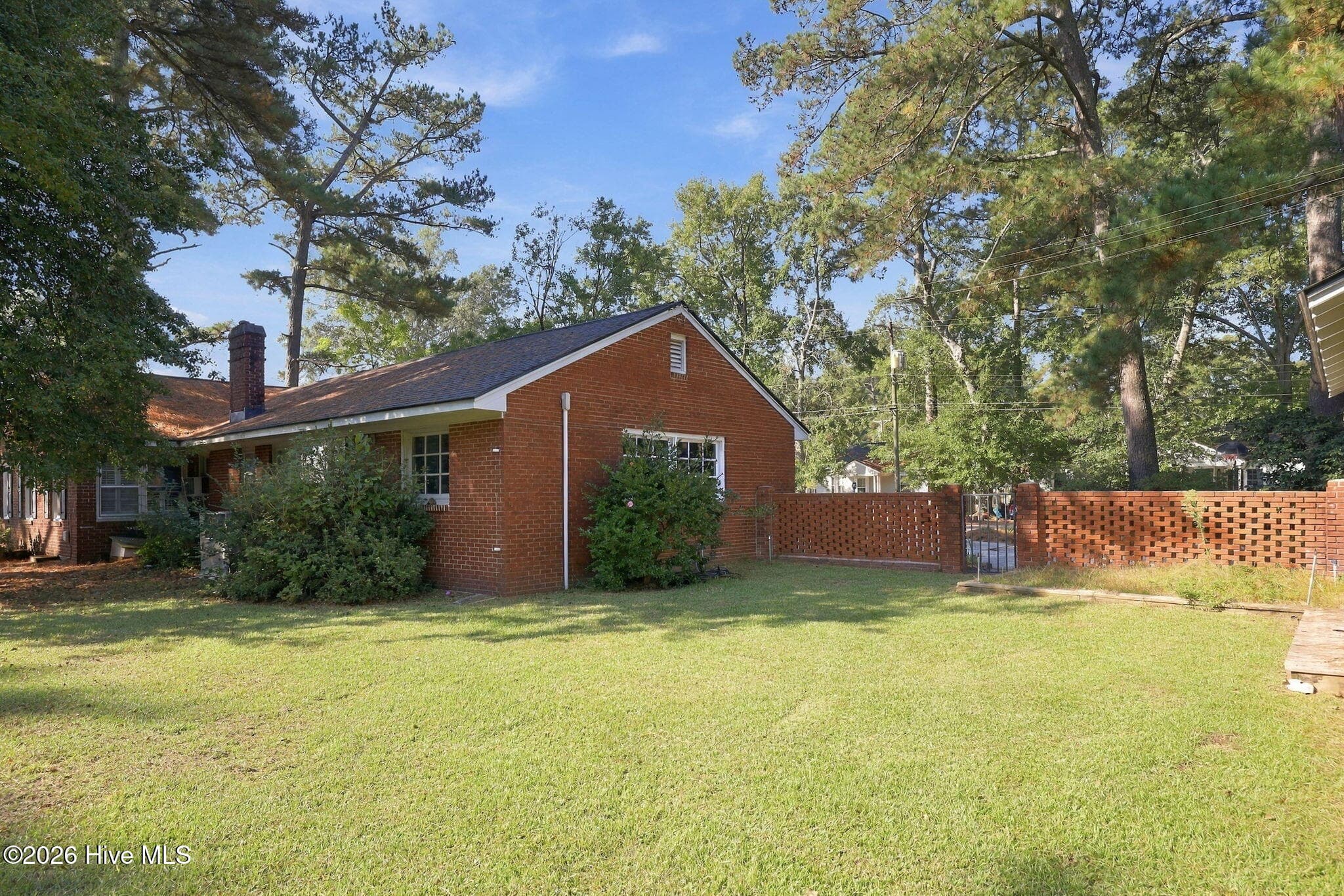 Single Family Residence at 150 Nelson Street, Bethel, NC 27812, photo 5 of 53