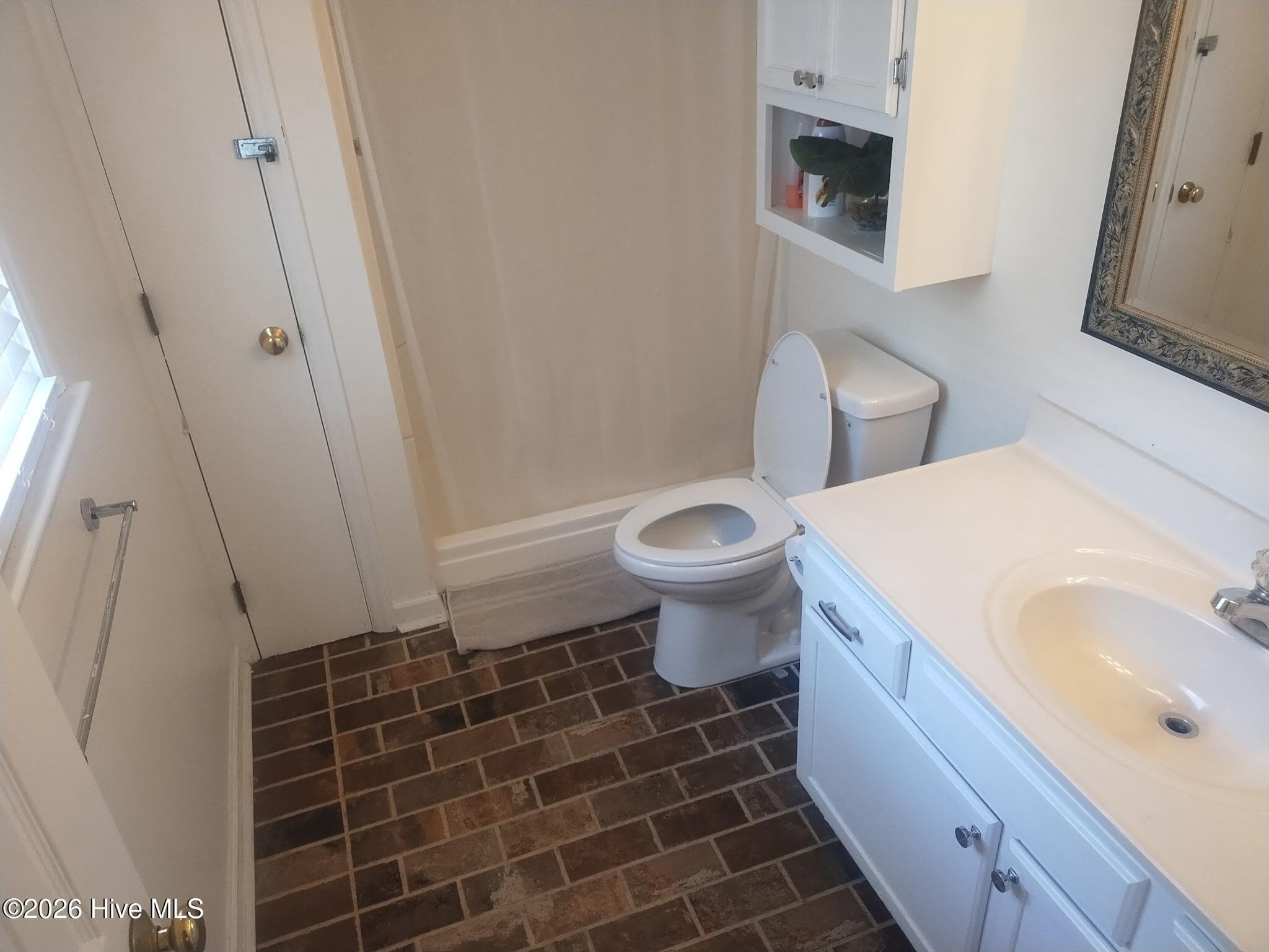 Single Family Residence at 5302 Dandelion Drive, Wilmington, NC 28405, photo 32 of 62