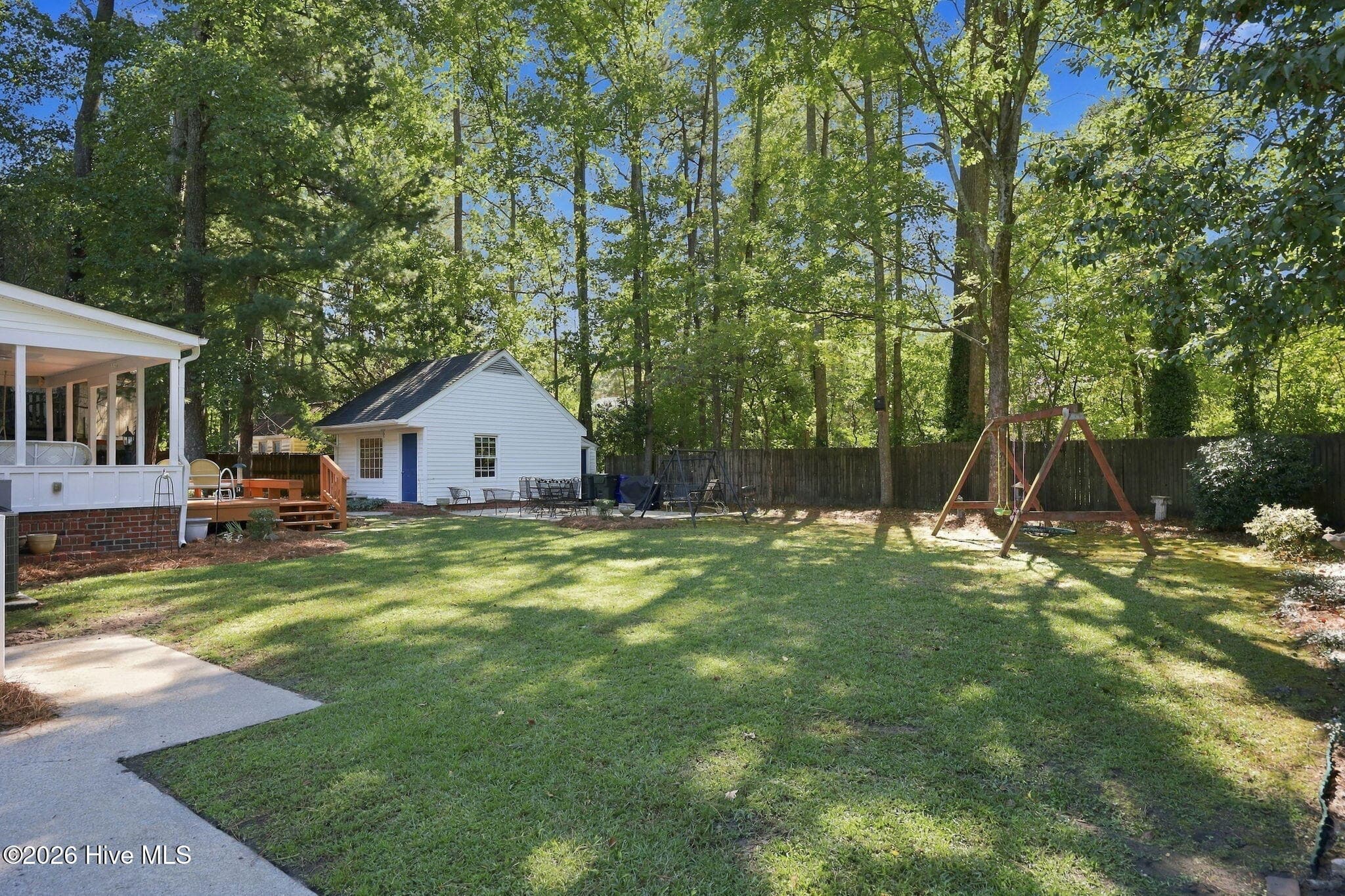 Single Family Residence at 531 Crestline Boulevard, Greenville, NC 27834, photo 25 of 123