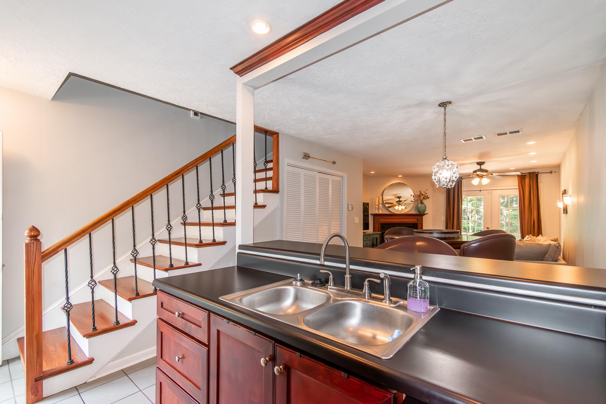 Townhouse at 3236 W Wimbledon Drive, Augusta, GA 30909, photo 6 of 22