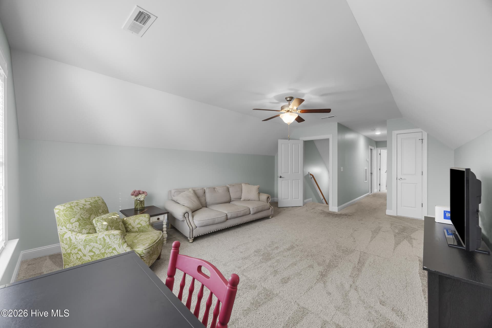 Bonus room over the garage - 323 Crown Pointe Drive, Hampstead, NC 28443