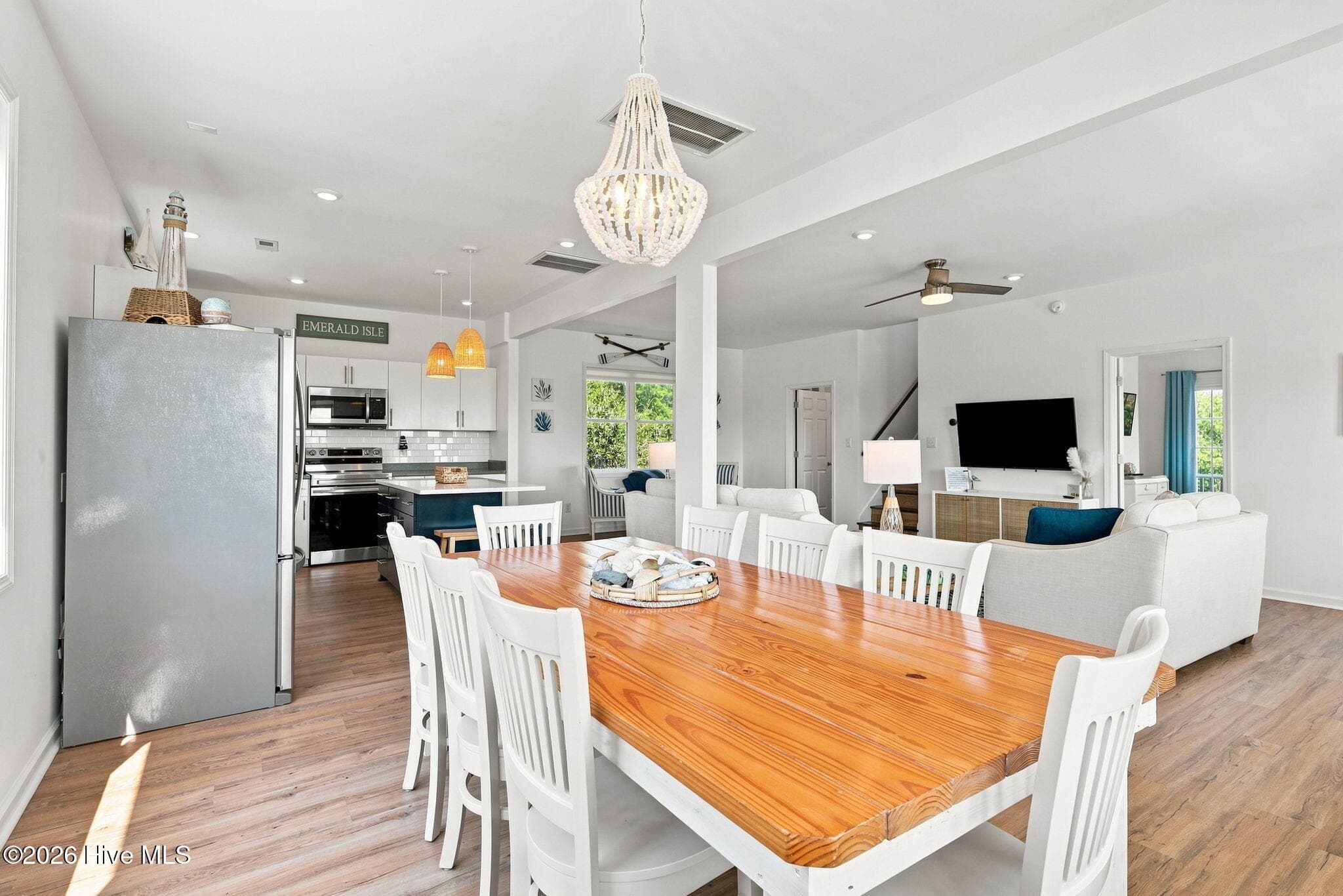 Single Family Residence at 102 Alex Court, Emerald Isle, NC 28594, photo 30 of 57