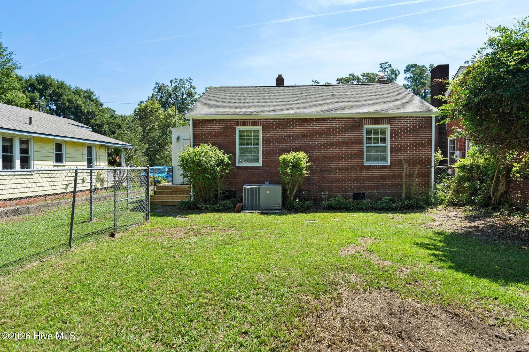 Single Family Residence at 233 N 25th Street, Wilmington, NC 28405, photo 38 of 43