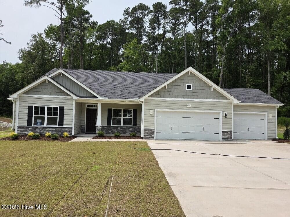 Single Family Residence at 4206 Tinsley Court, Ayden, NC 28513, photo 5 of 69