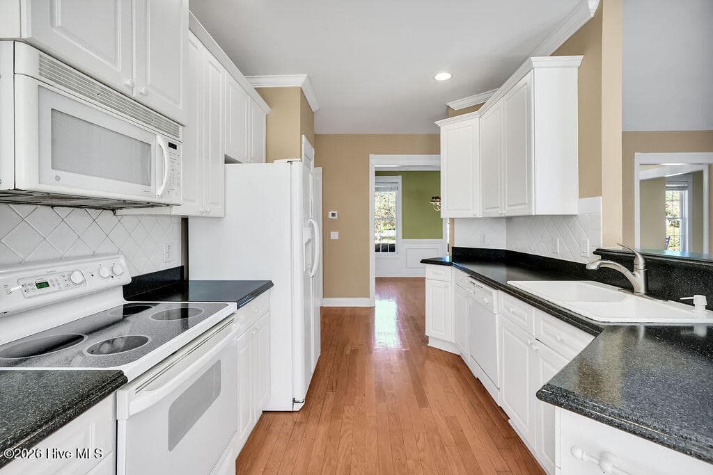Single Family Residence at 1103 Stanfield Court, Leland, NC 28451, photo 18 of 66