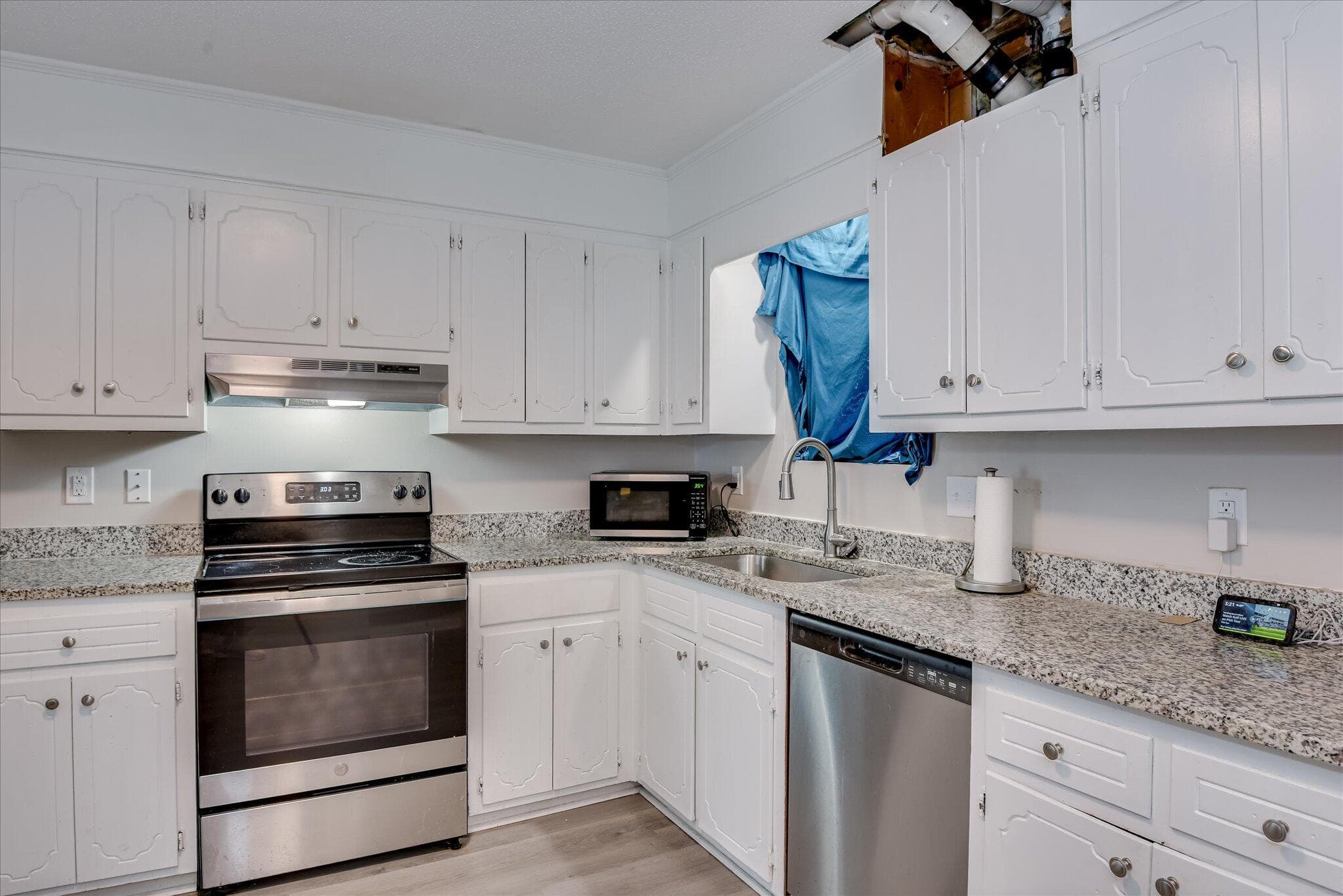 Single Family Residence at 2904 Pleasant Court, Augusta, GA 30907, photo 10 of 32