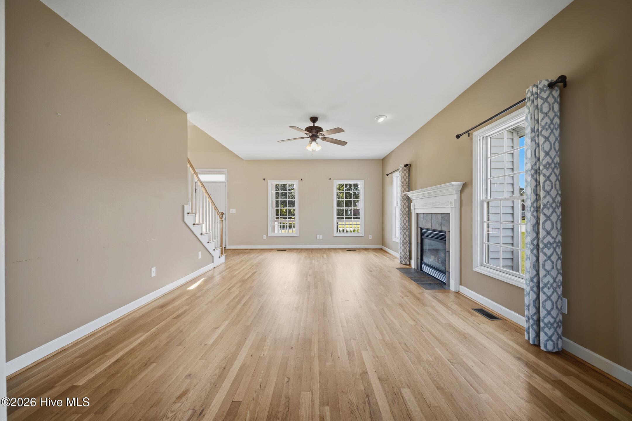 Single Family Residence at 117 Middle Point Road, Hampstead, NC 28443, photo 16 of 86