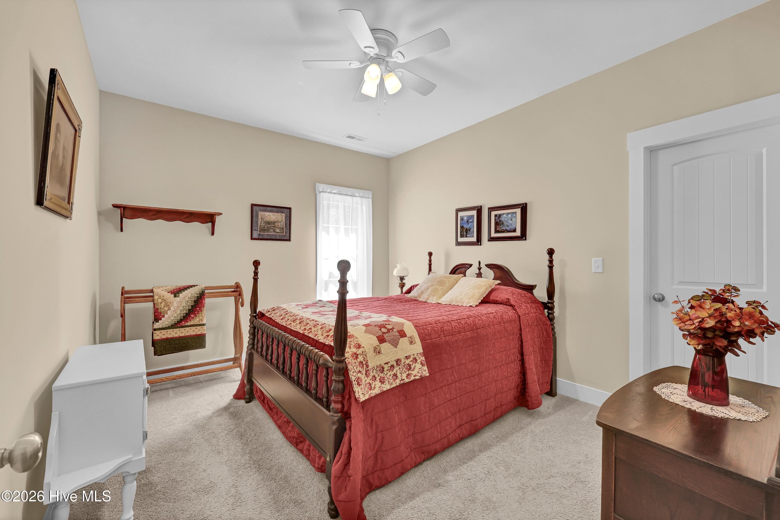 Single Family Residence at 118 Persimmon Lane, Hampstead, NC 28443, photo 20 of 29