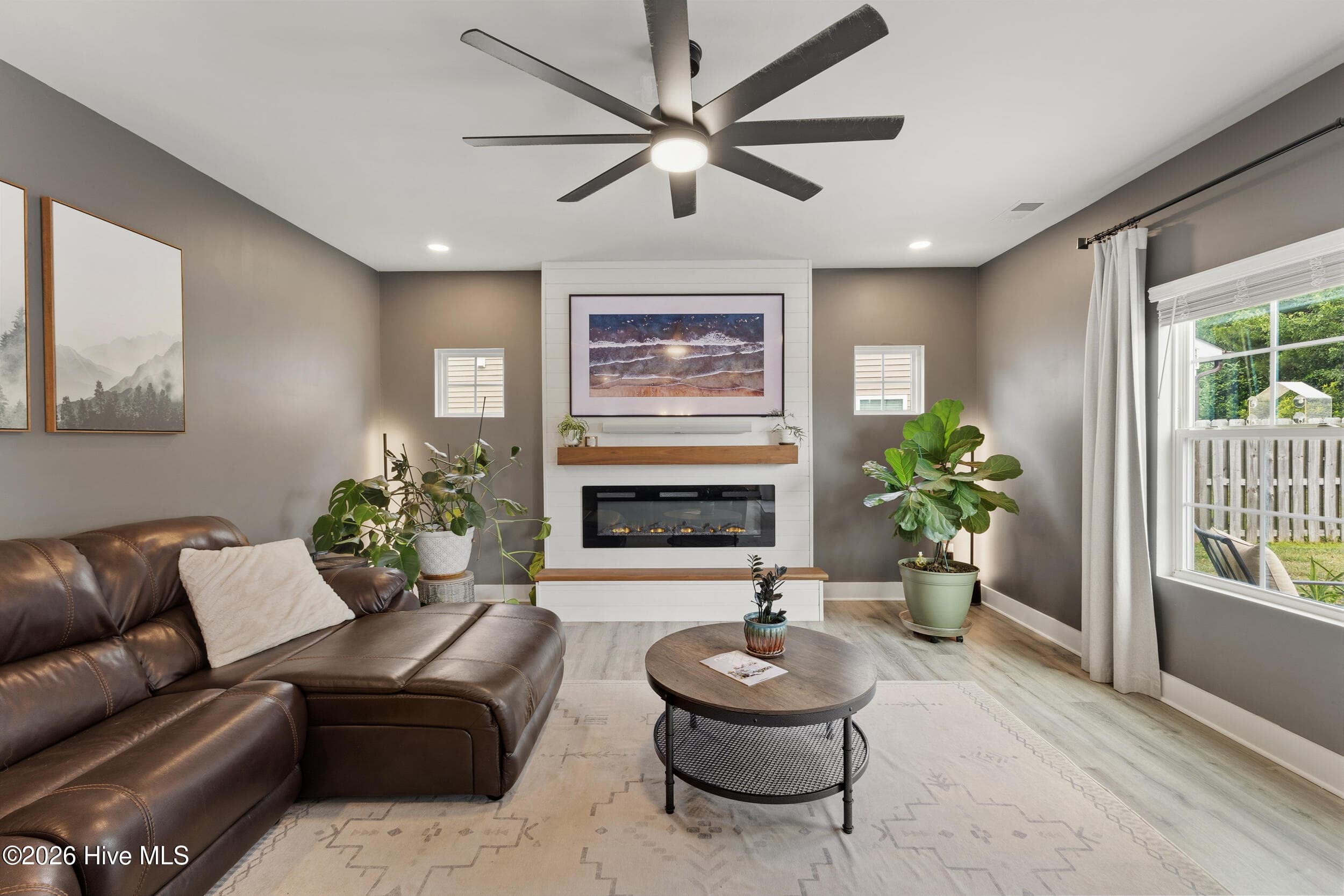 Single Family Residence at 4561 Parsons Mill Drive, Castle Hayne, NC 28429, photo 10 of 54