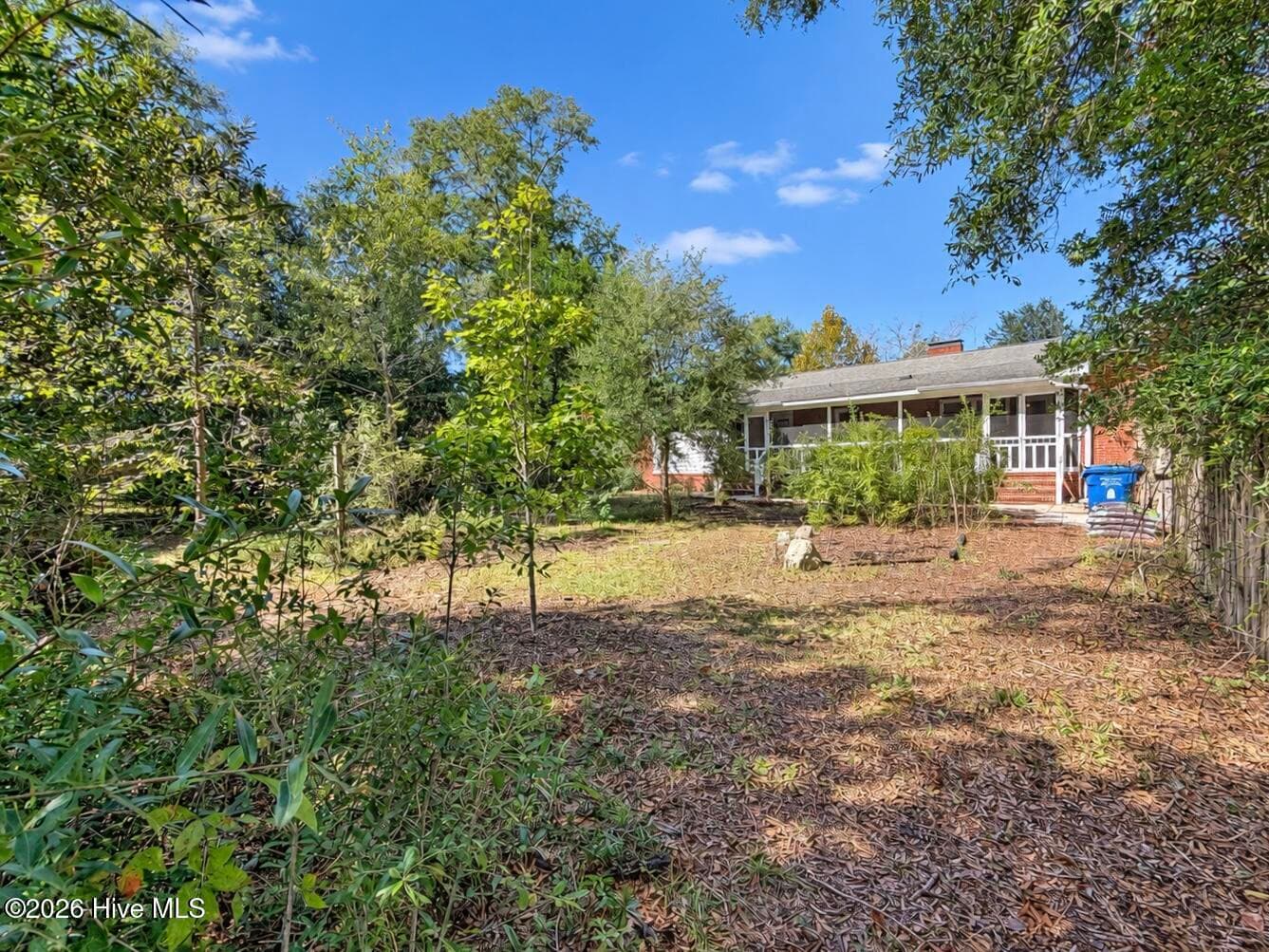 Single Family Residence at 320 Northern Boulevard, Wilmington, NC 28401, photo 92 of 159