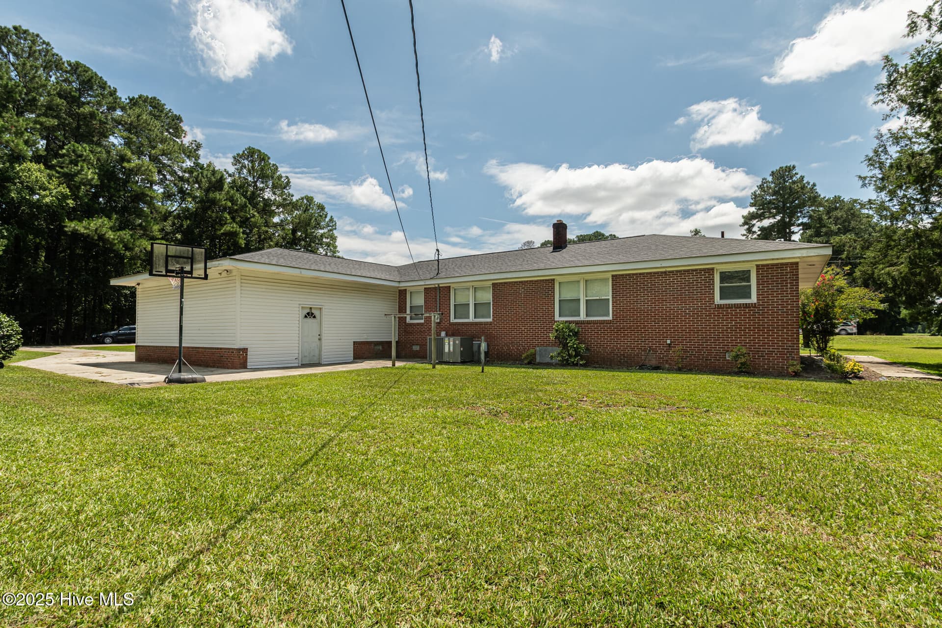 Single Family Residence at 6778 Albert Street, Dublin, NC 28332, photo 28 of 31