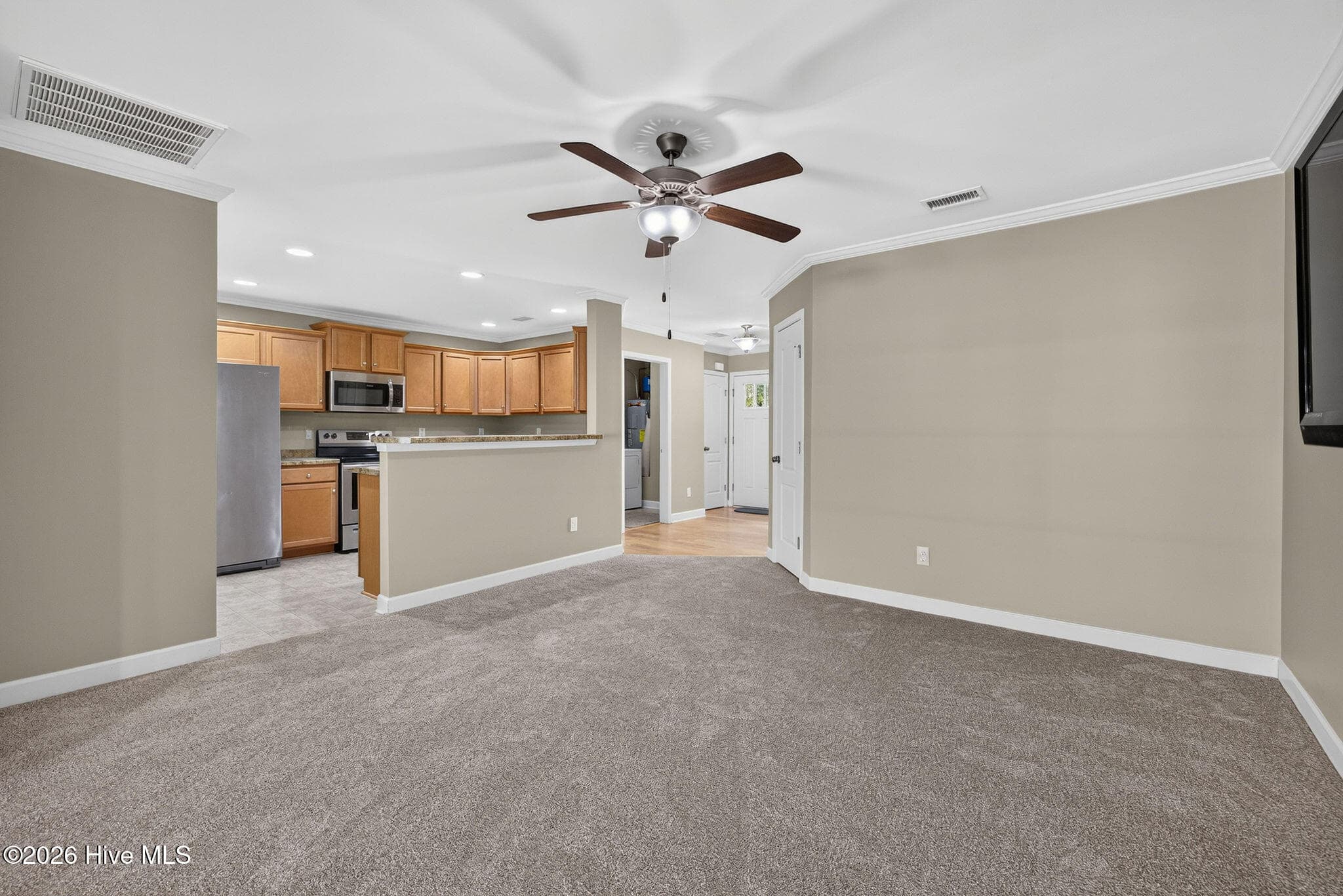 Townhouse at 1069 Bridgeport Way, Leland, NC 28451, photo 17 of 35